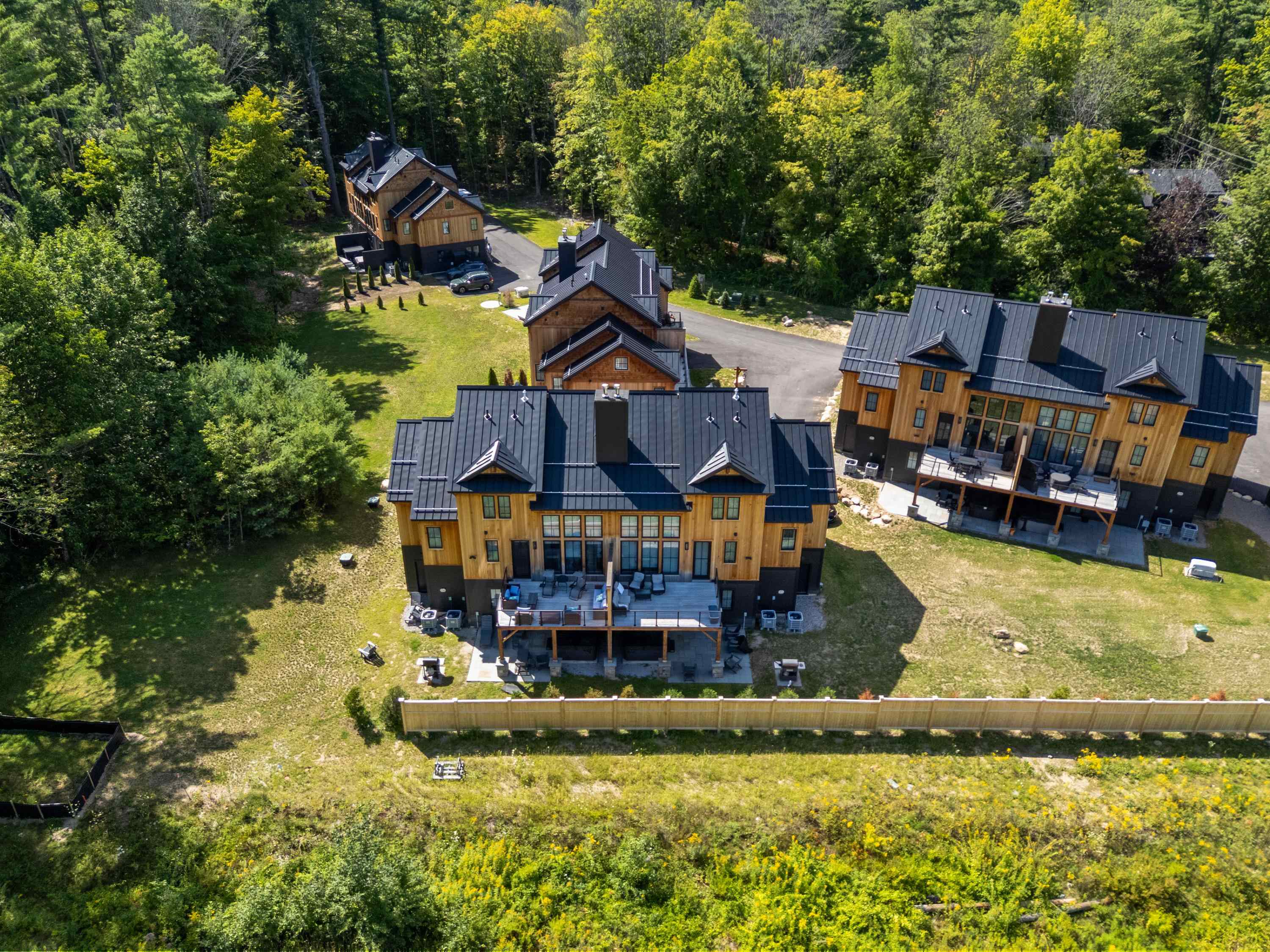 17 Black Diamond Road Unit: 5