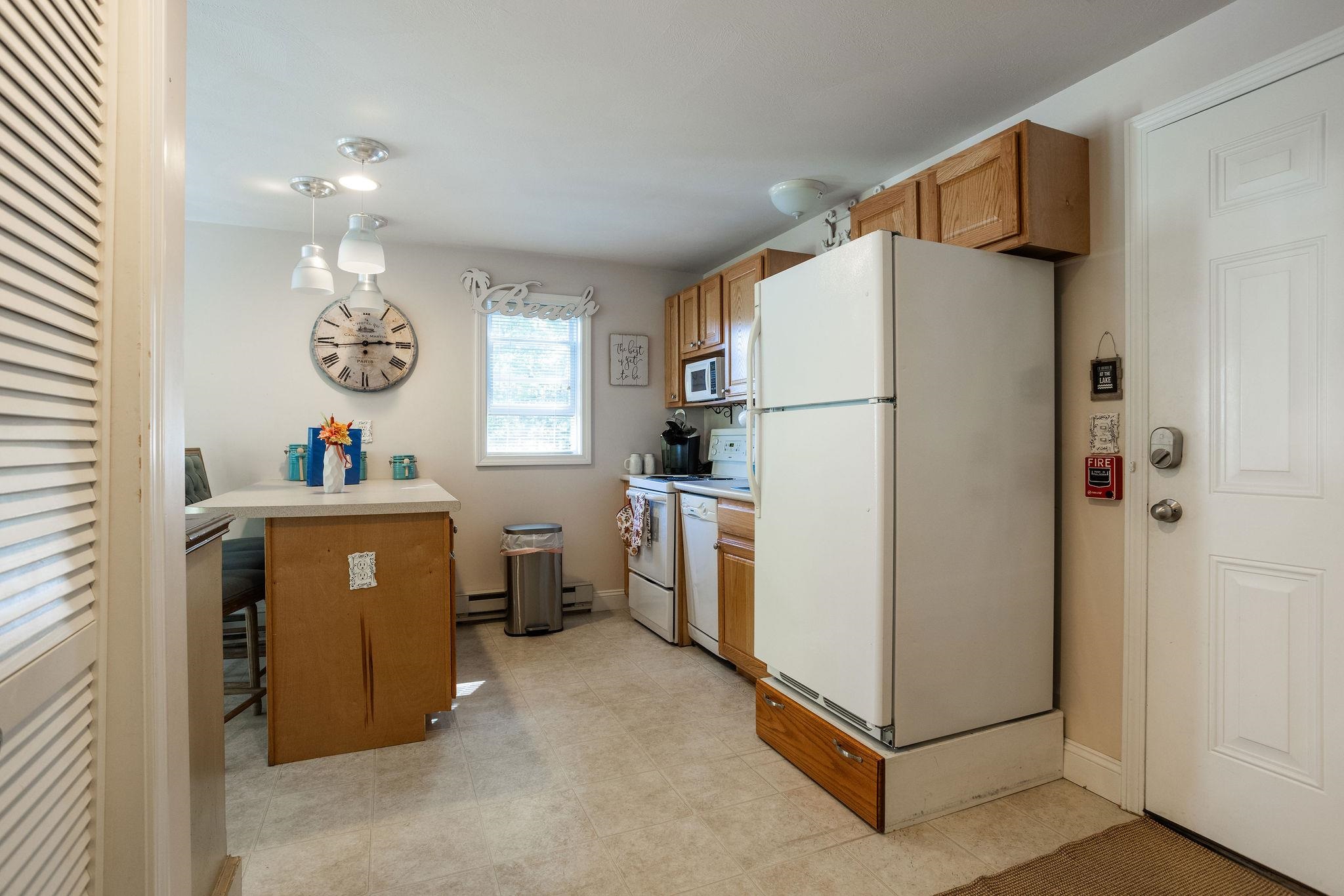 118 Weirs Road Unit: 215