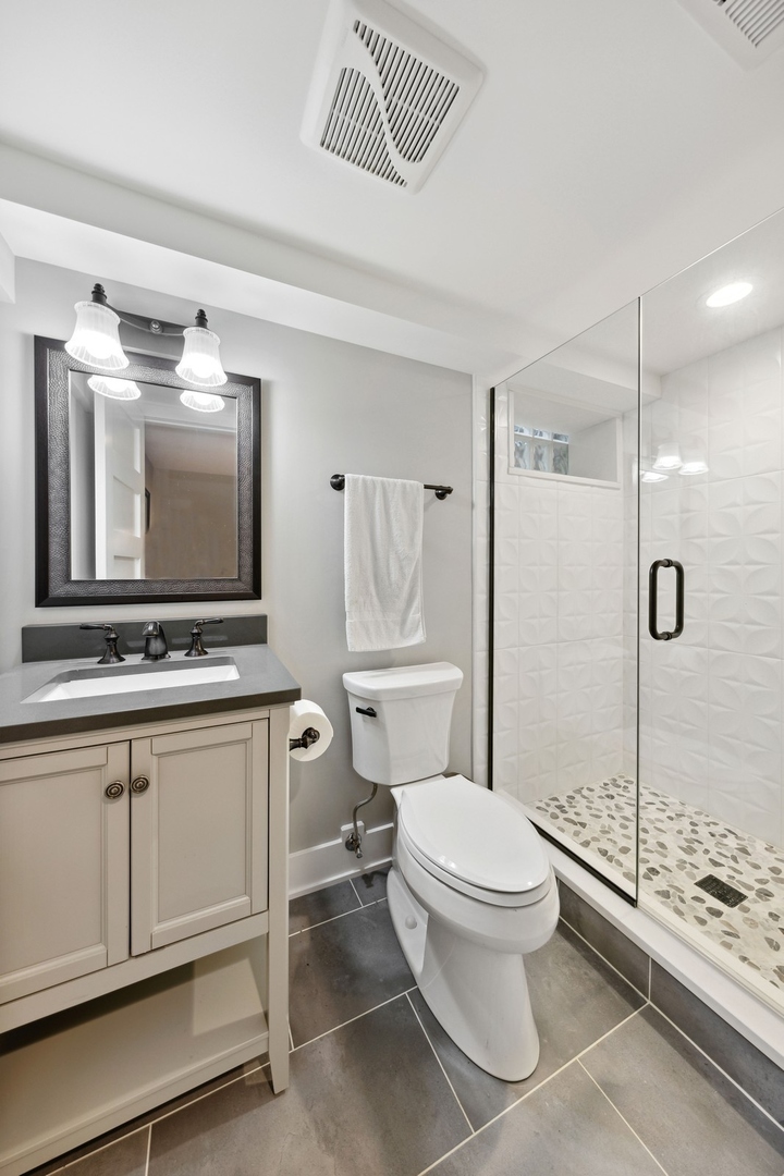 903 S Brainard Avenue