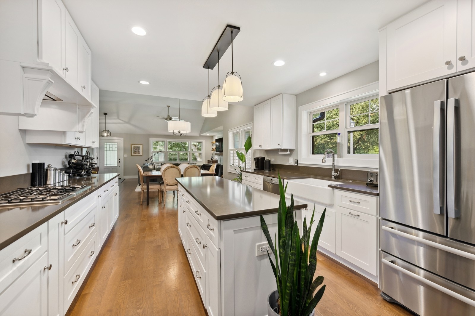 903 S Brainard Avenue