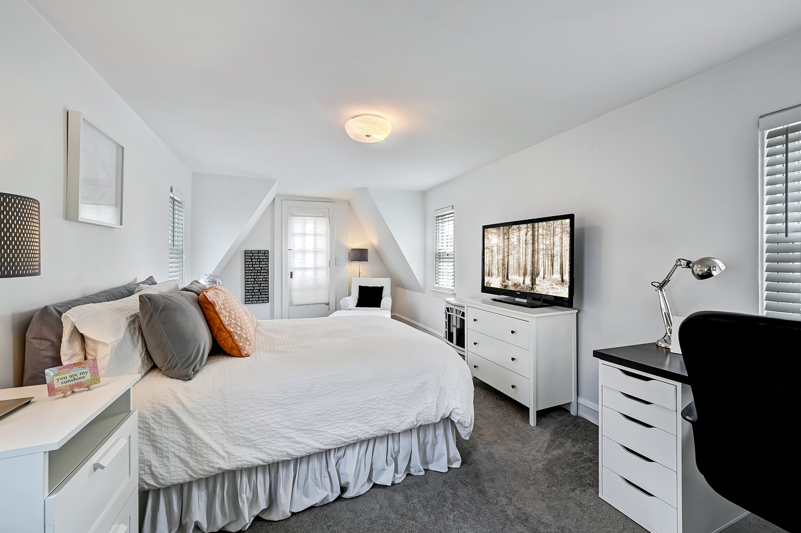 4701 Woodland Avenue