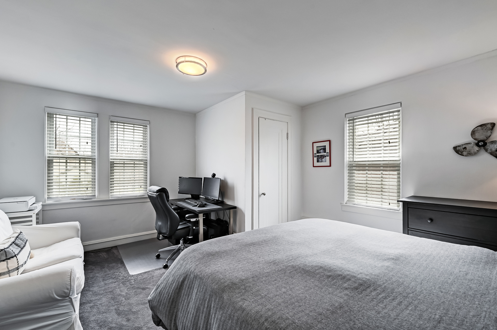 4701 Woodland Avenue