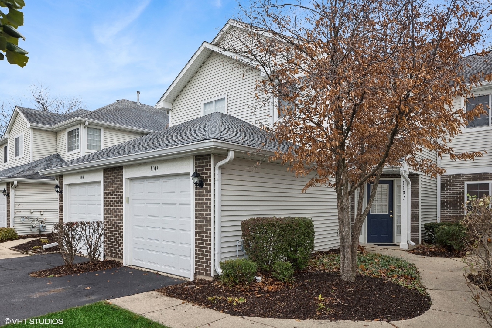 1107 E Cambria Lane S