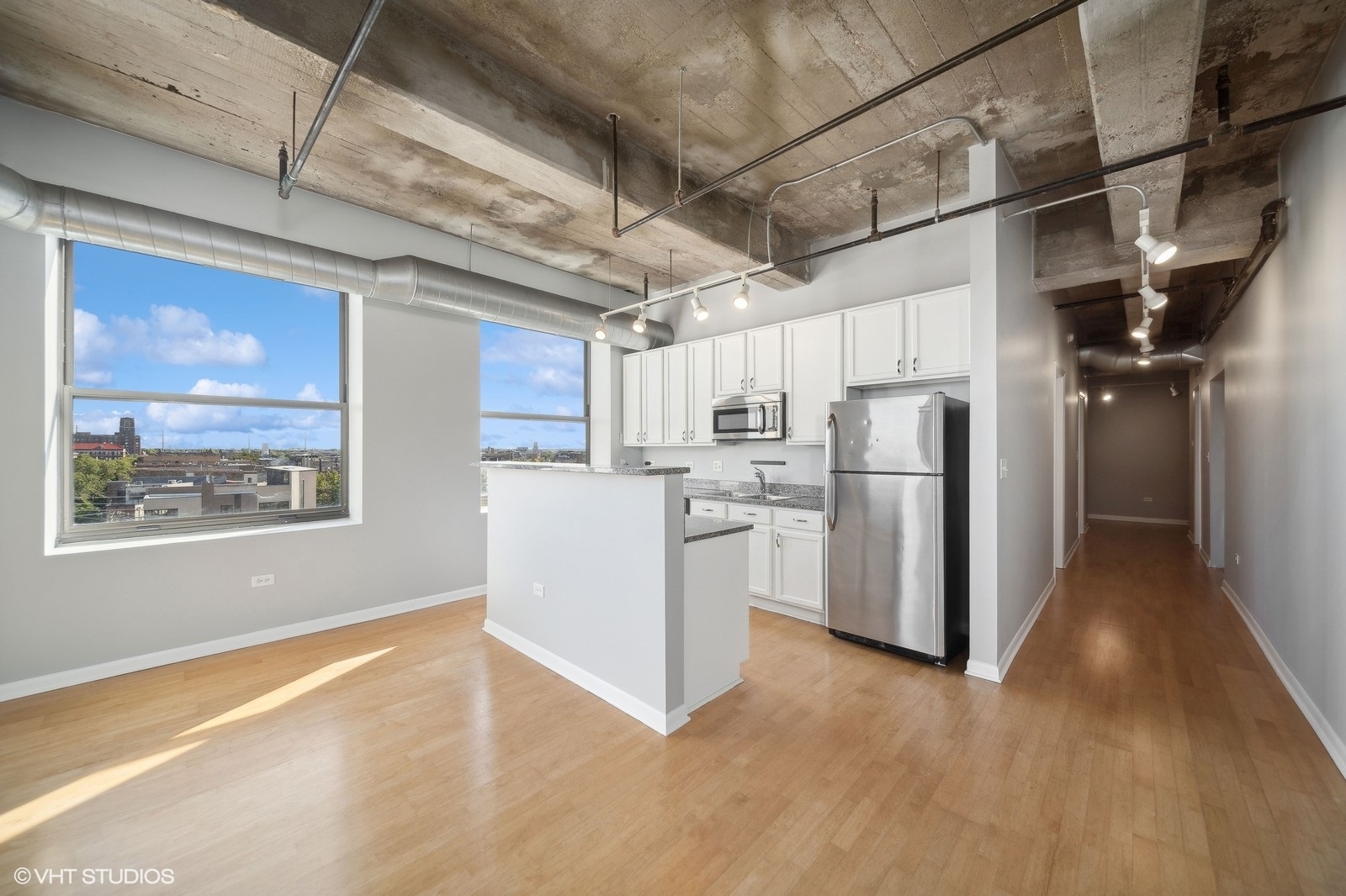 1550 S Blue Island Avenue Unit: 600