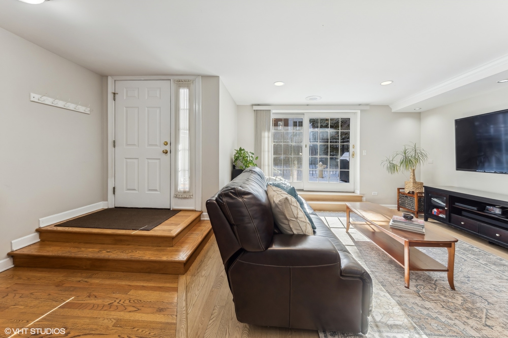 731 S Racine Avenue Unit: B