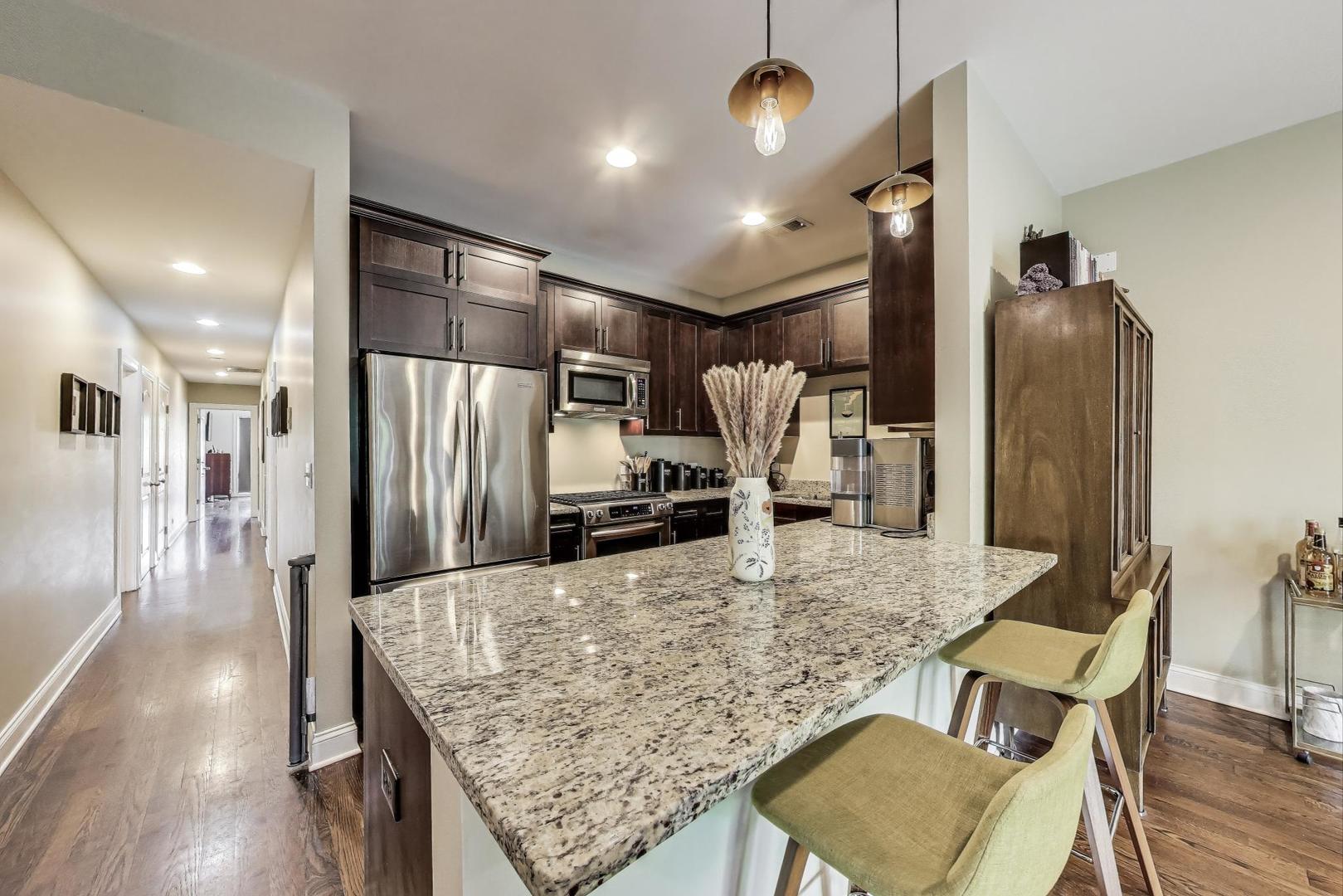 2120 W RICE Street Unit: 3