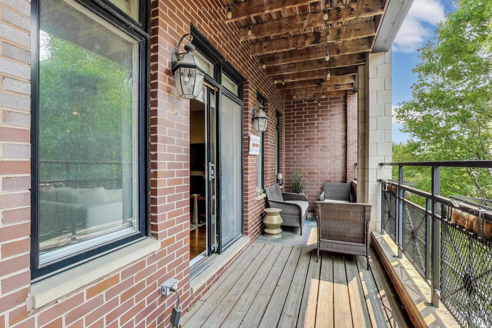 2120 W RICE Street Unit: 3