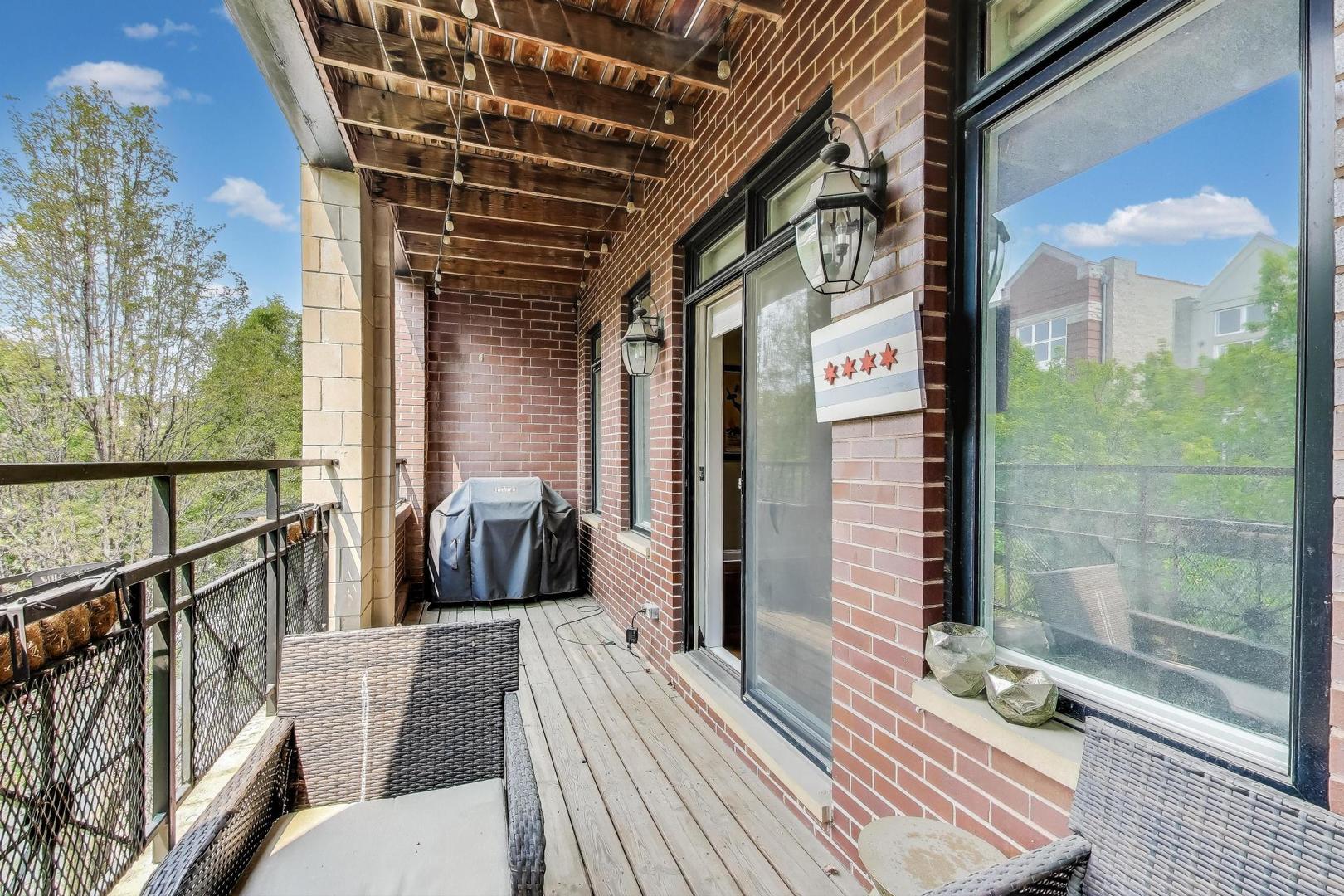 2120 W RICE Street Unit: 3