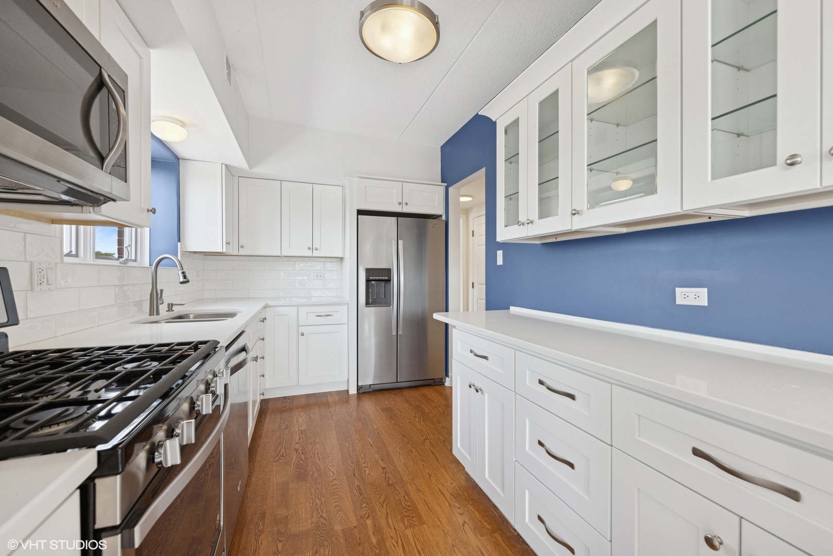 14 S Ashland Avenue Unit: 305