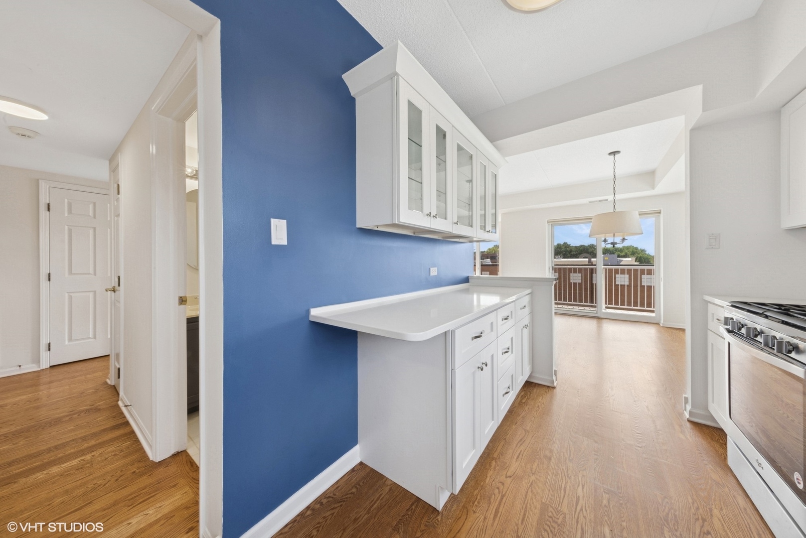 14 S Ashland Avenue Unit: 305
