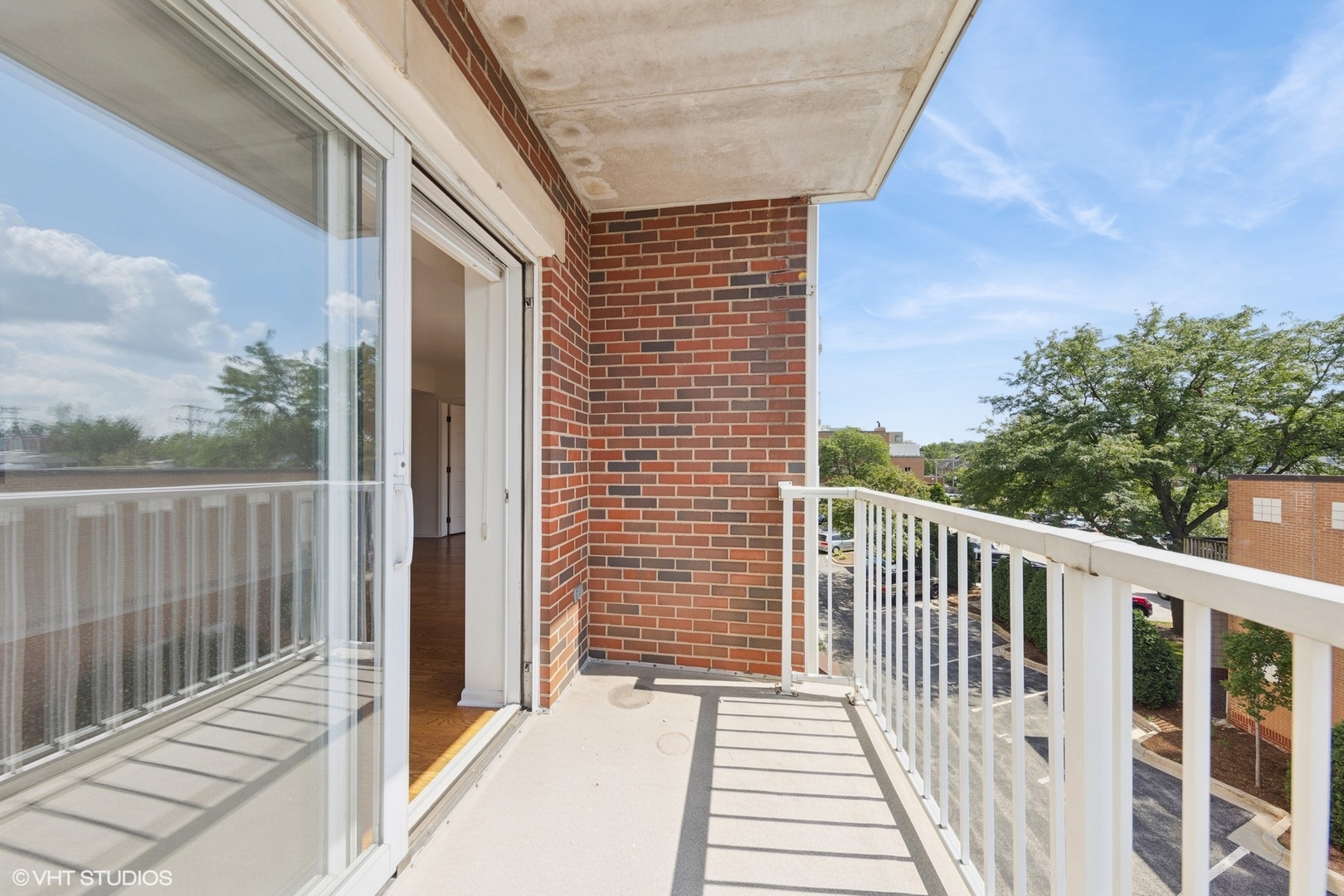 14 S Ashland Avenue Unit: 305