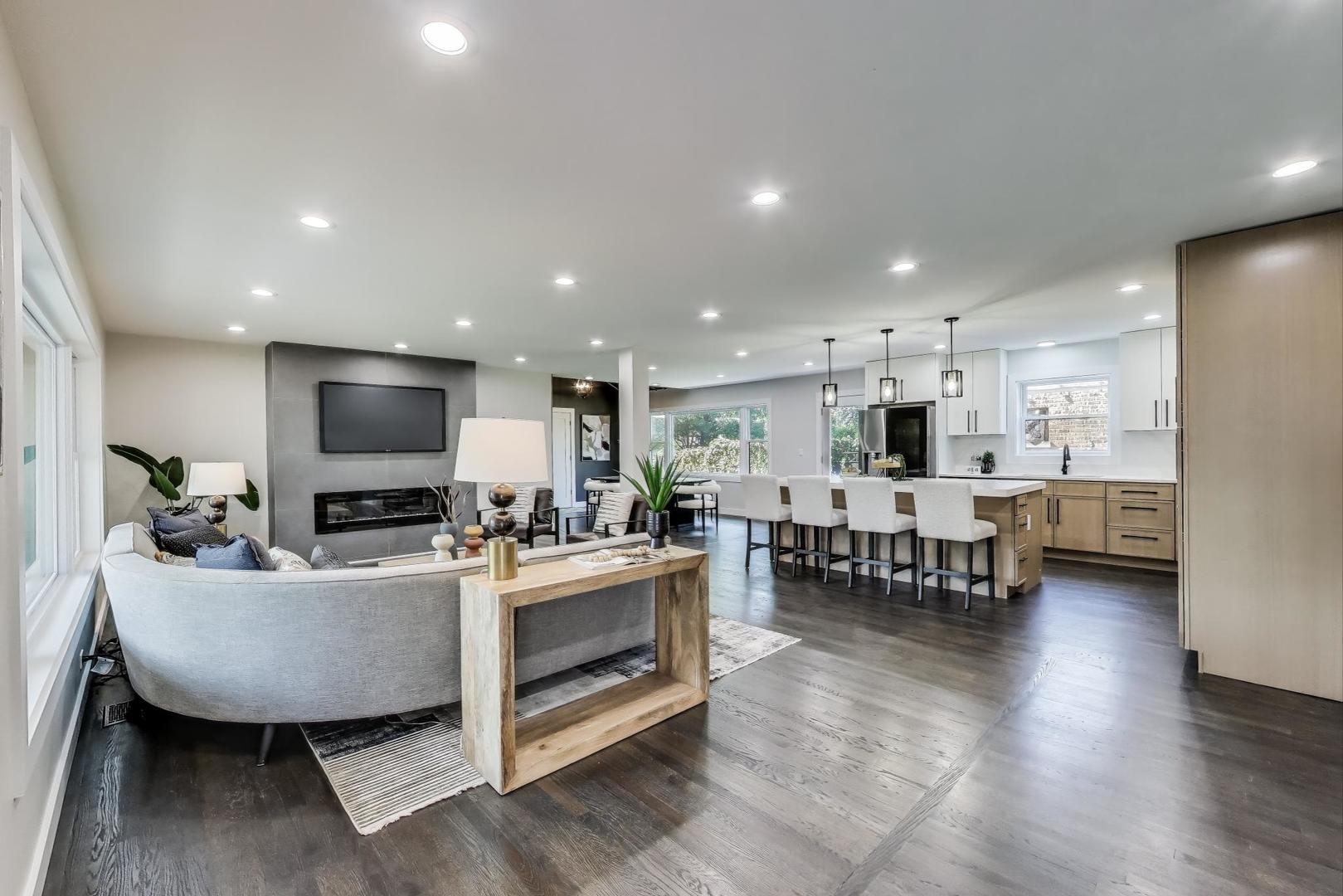 4940 Wolf Road