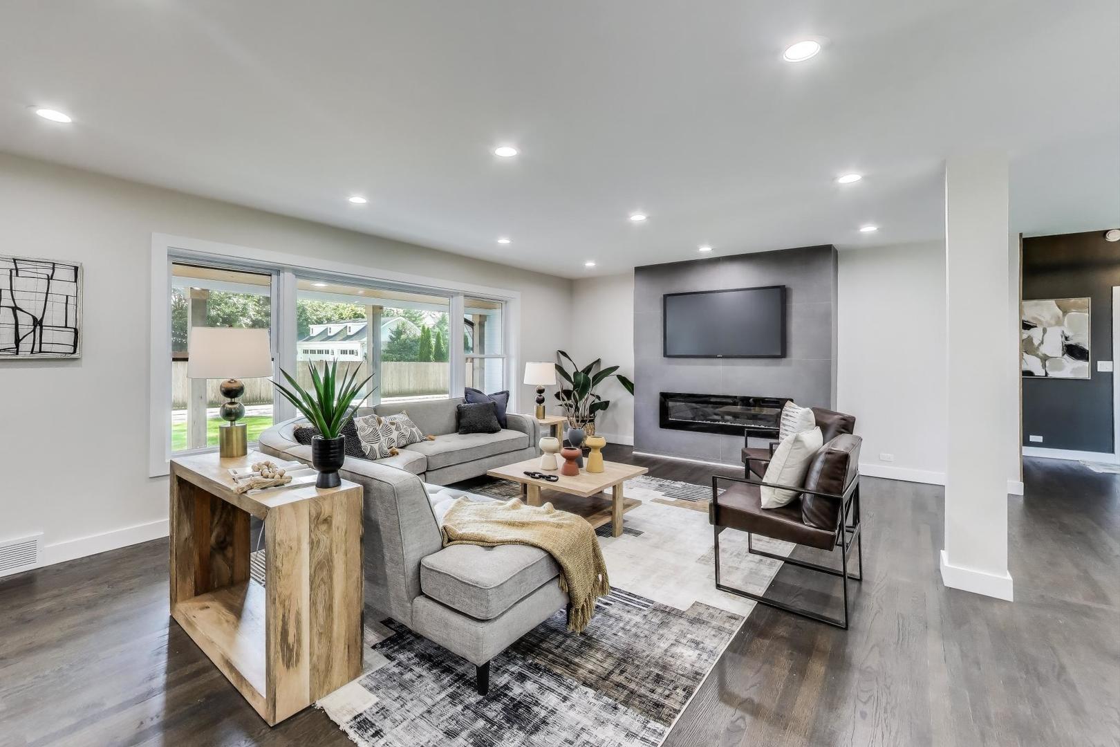 4940 Wolf Road