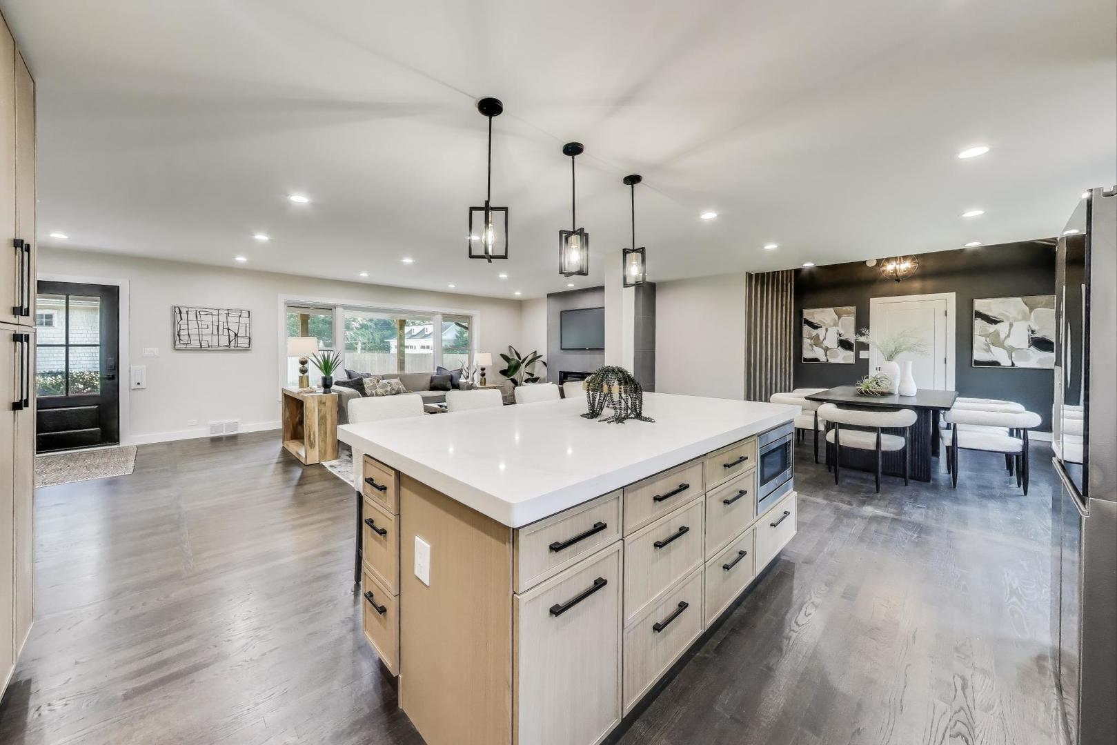 4940 Wolf Road