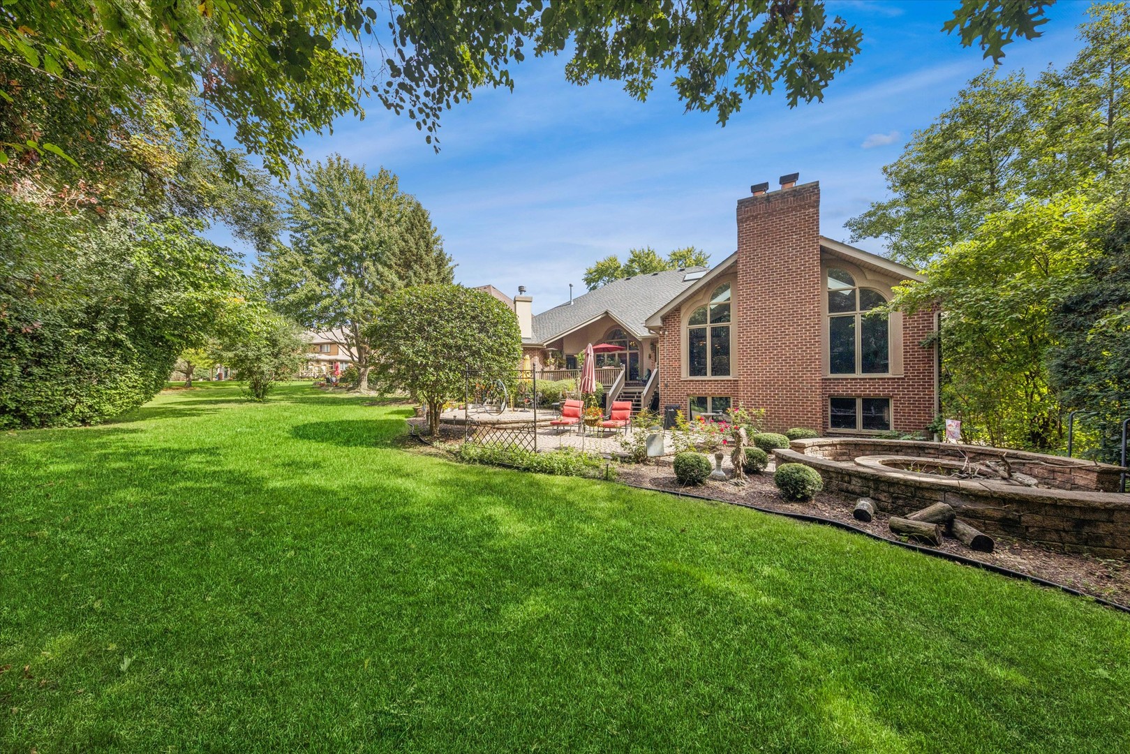 430 SHADOW CREEK Drive