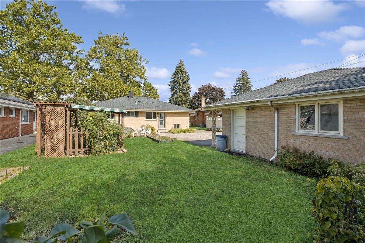 10511 Preston Street