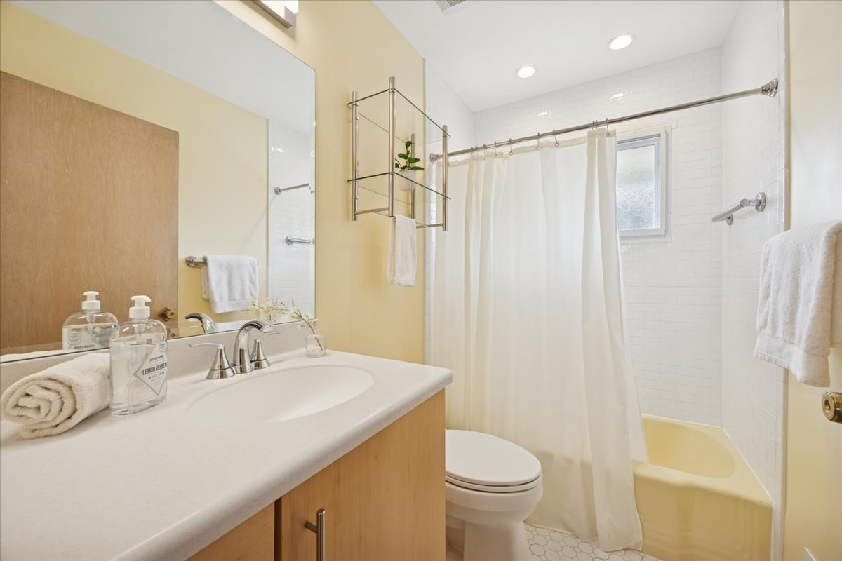 10511 Preston Street