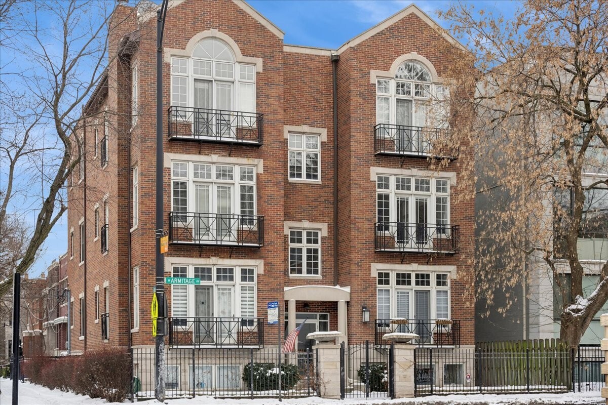 1901 W Armitage Avenue Unit: 1E