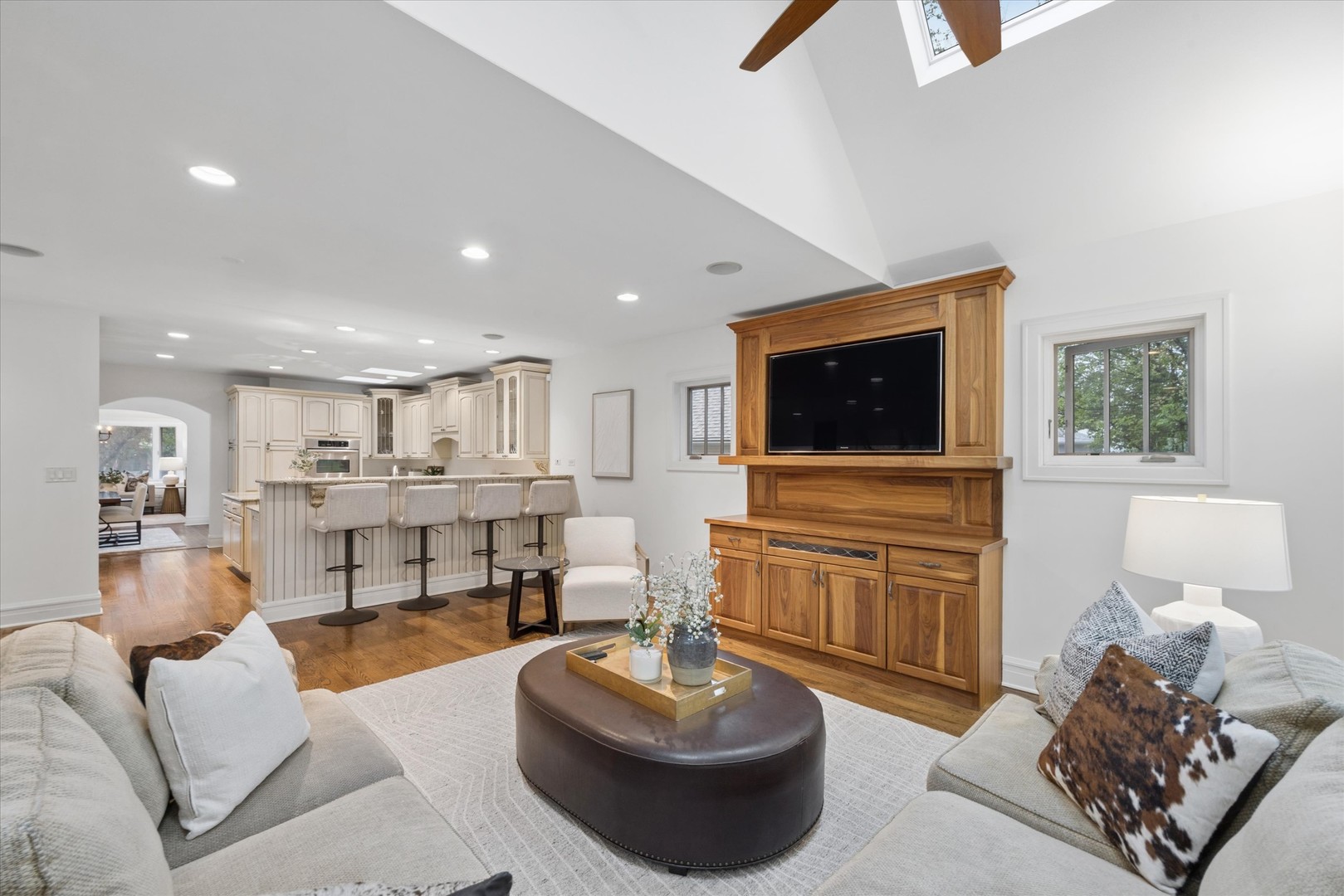 5116 Woodland Avenue