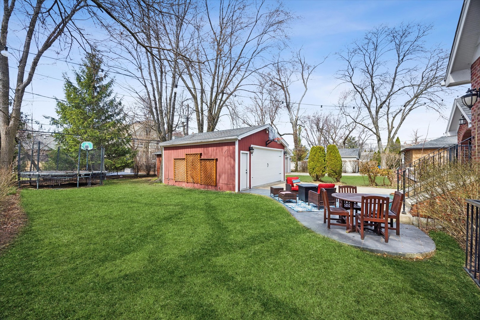 5116 Woodland Avenue