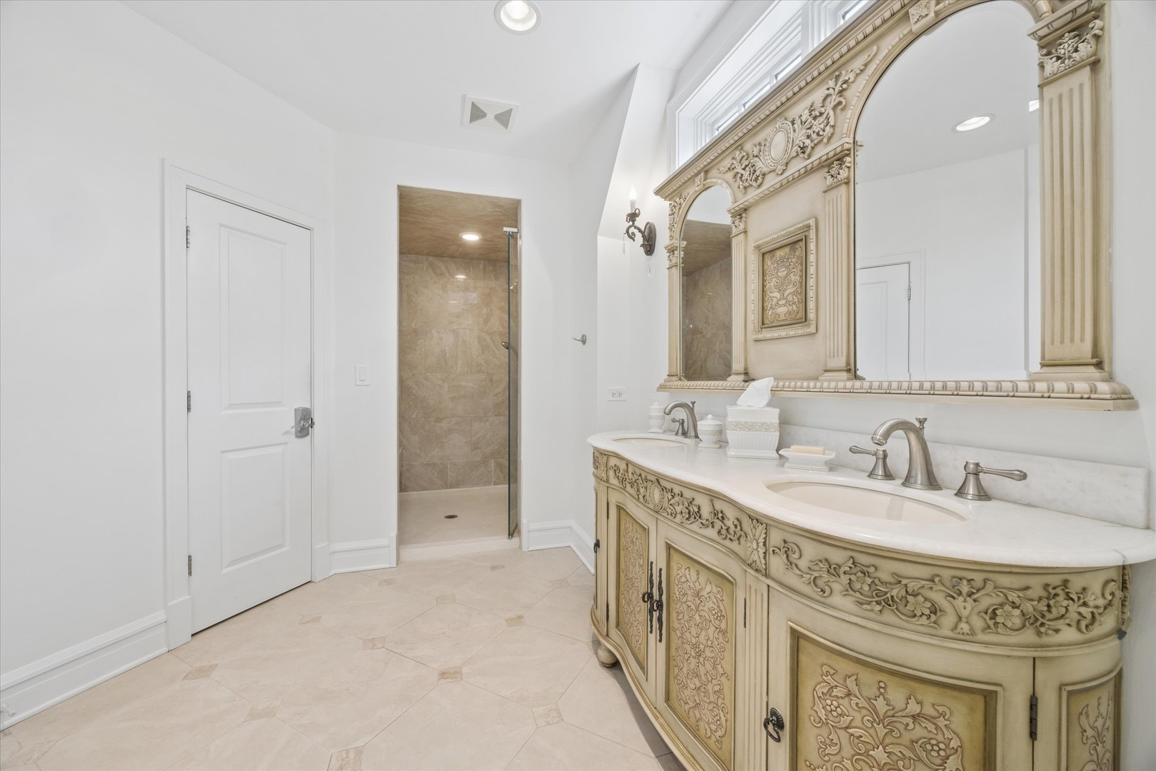 5116 Woodland Avenue