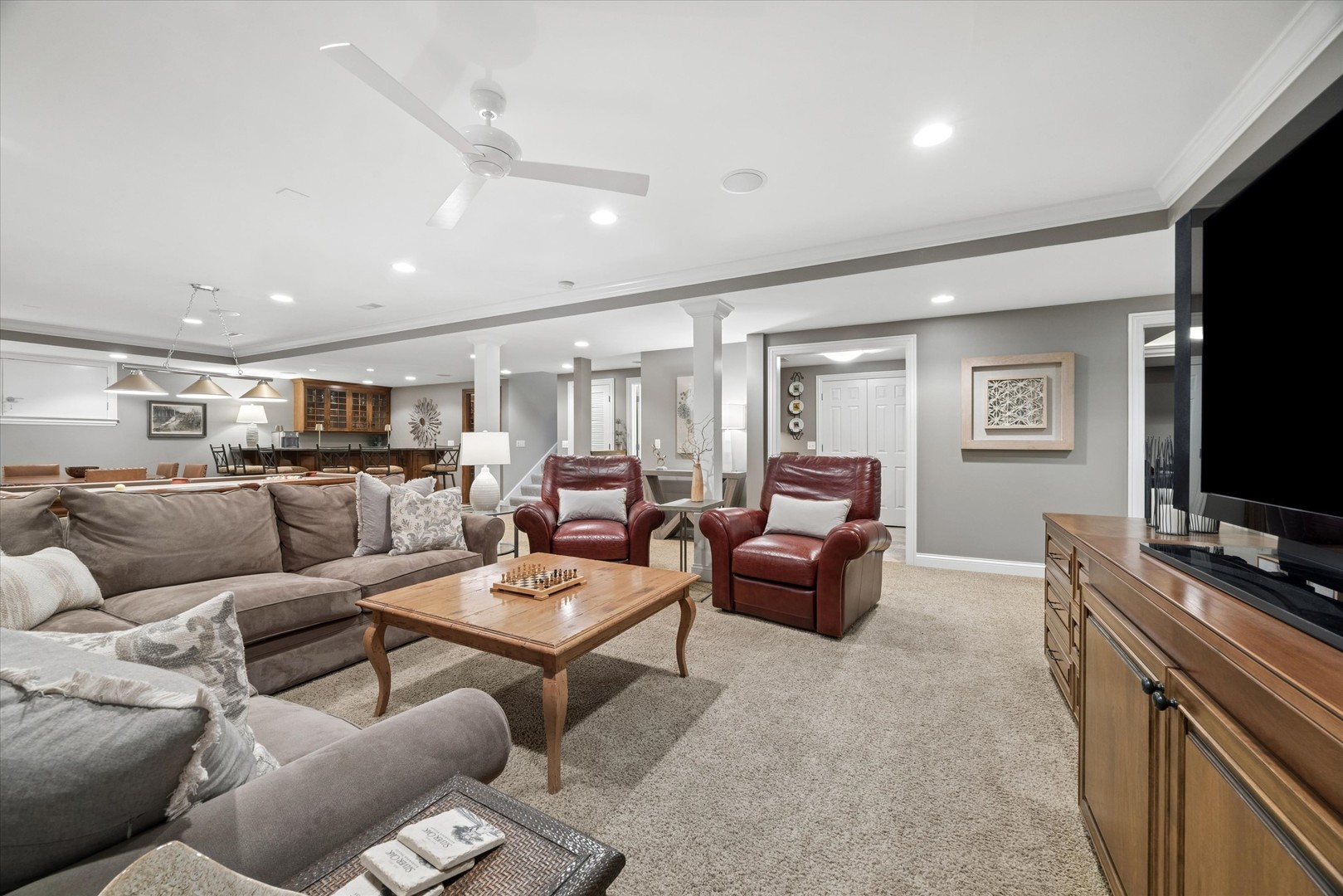 5033 Woodland Avenue