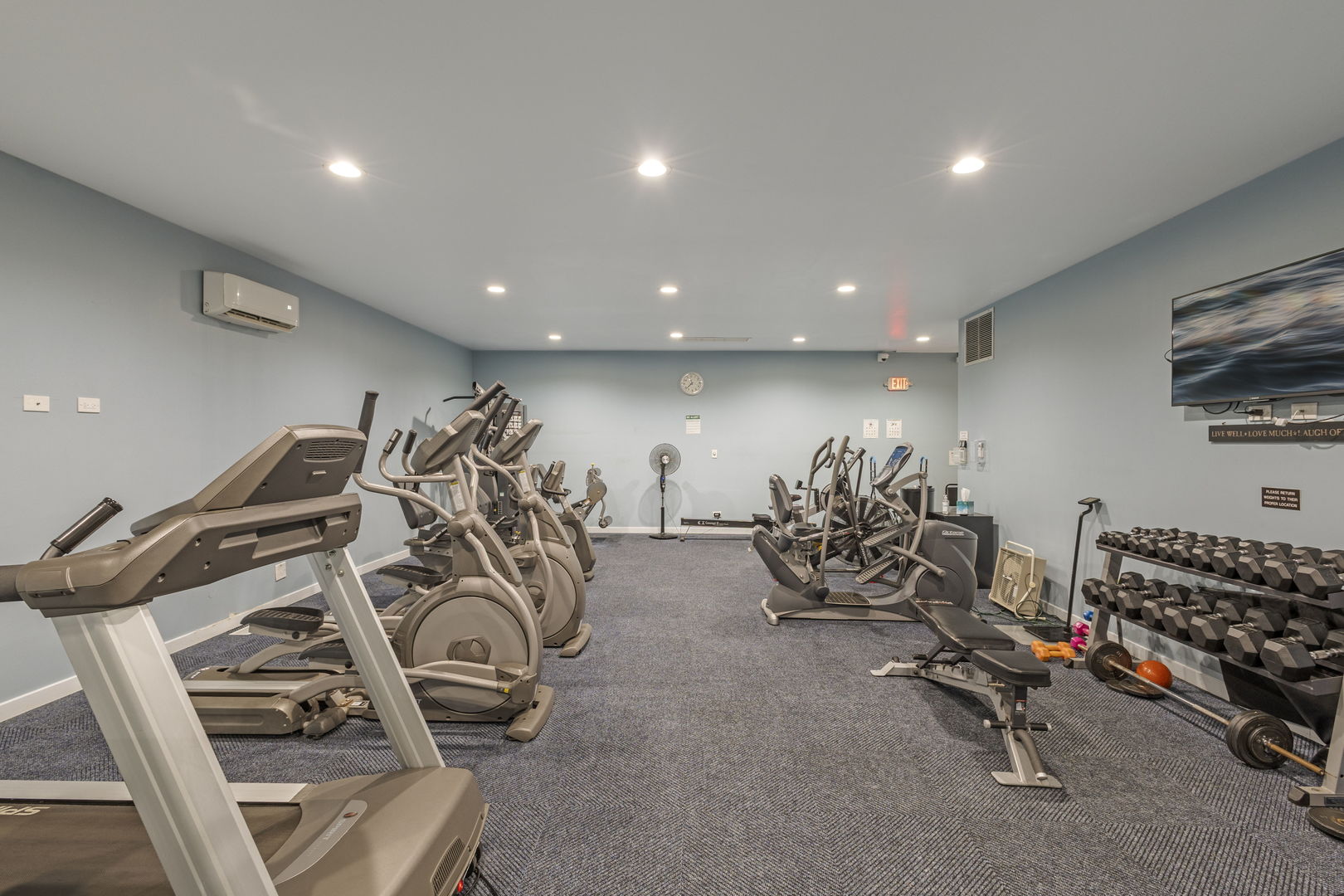 111 Acacia Drive Unit: 306