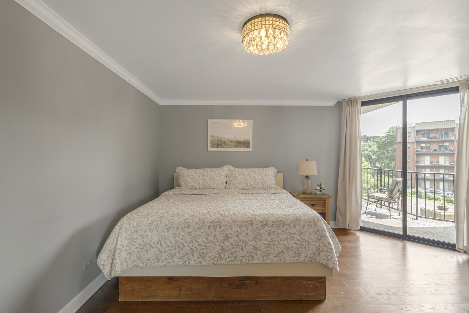 111 Acacia Drive Unit: 306