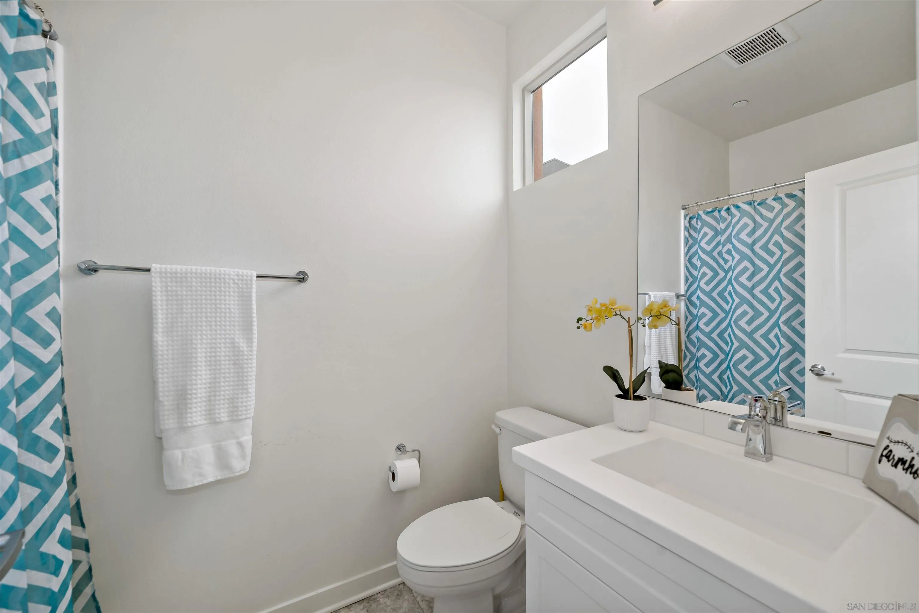 2042 Foxtrot Loop Unit 2