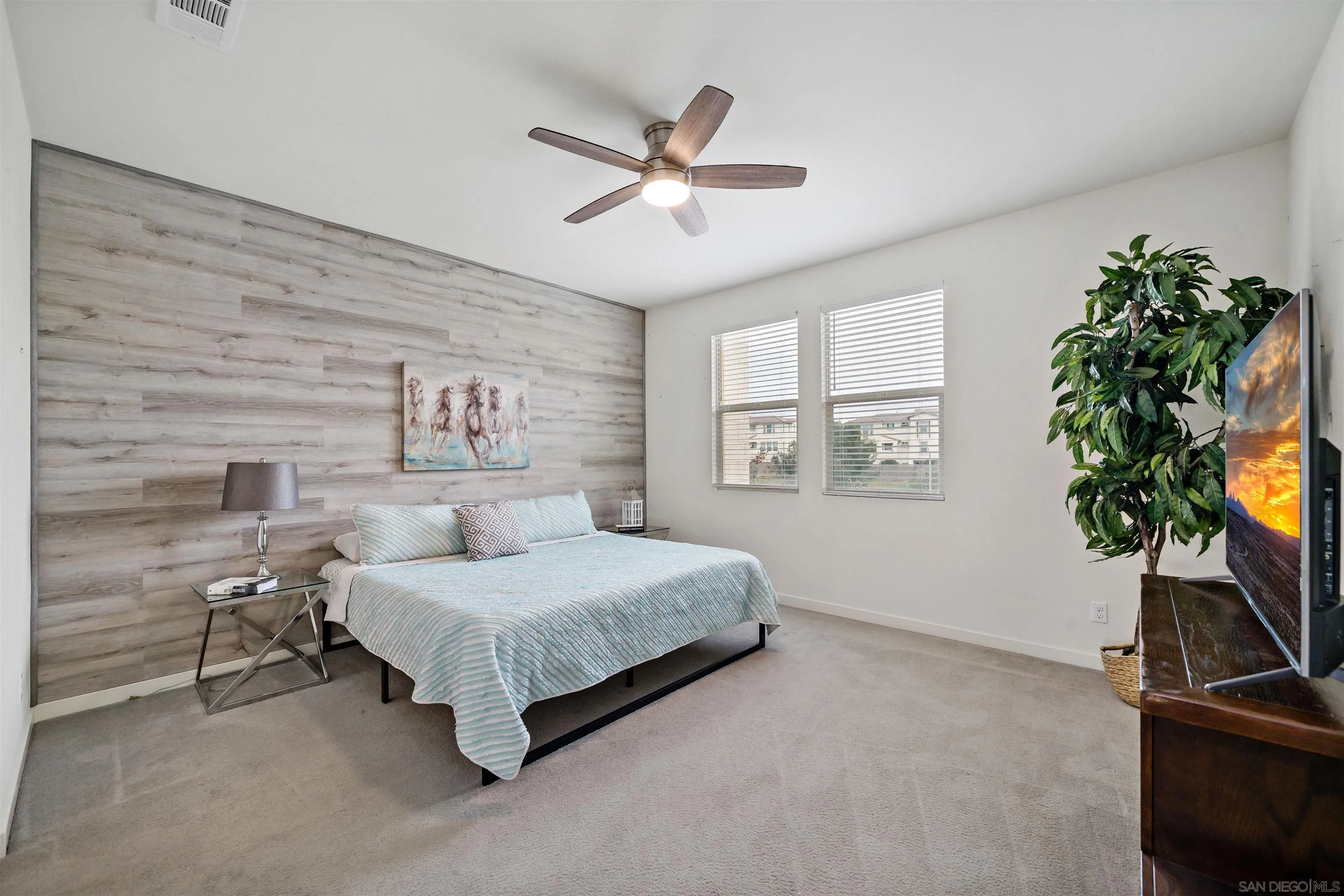 2042 Foxtrot Loop Unit 2