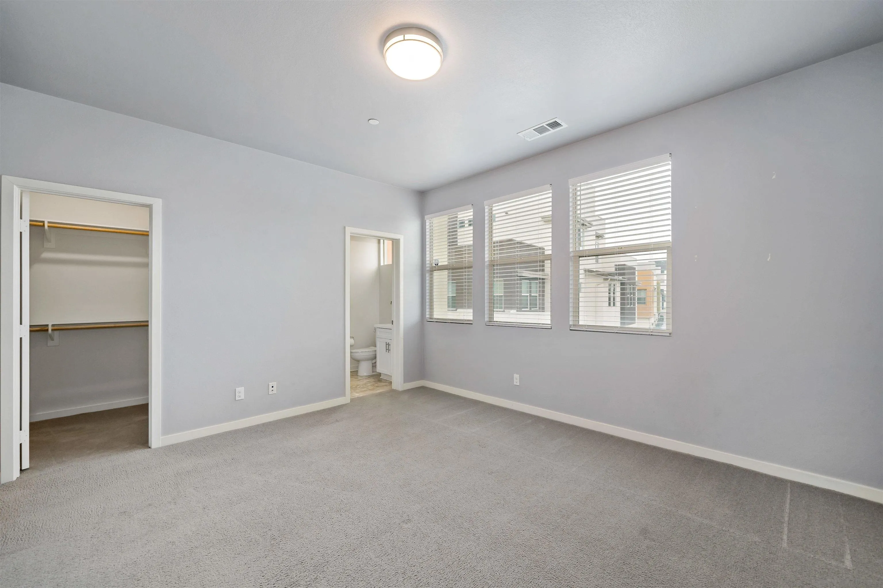 2042 Foxtrot Loop Unit 2