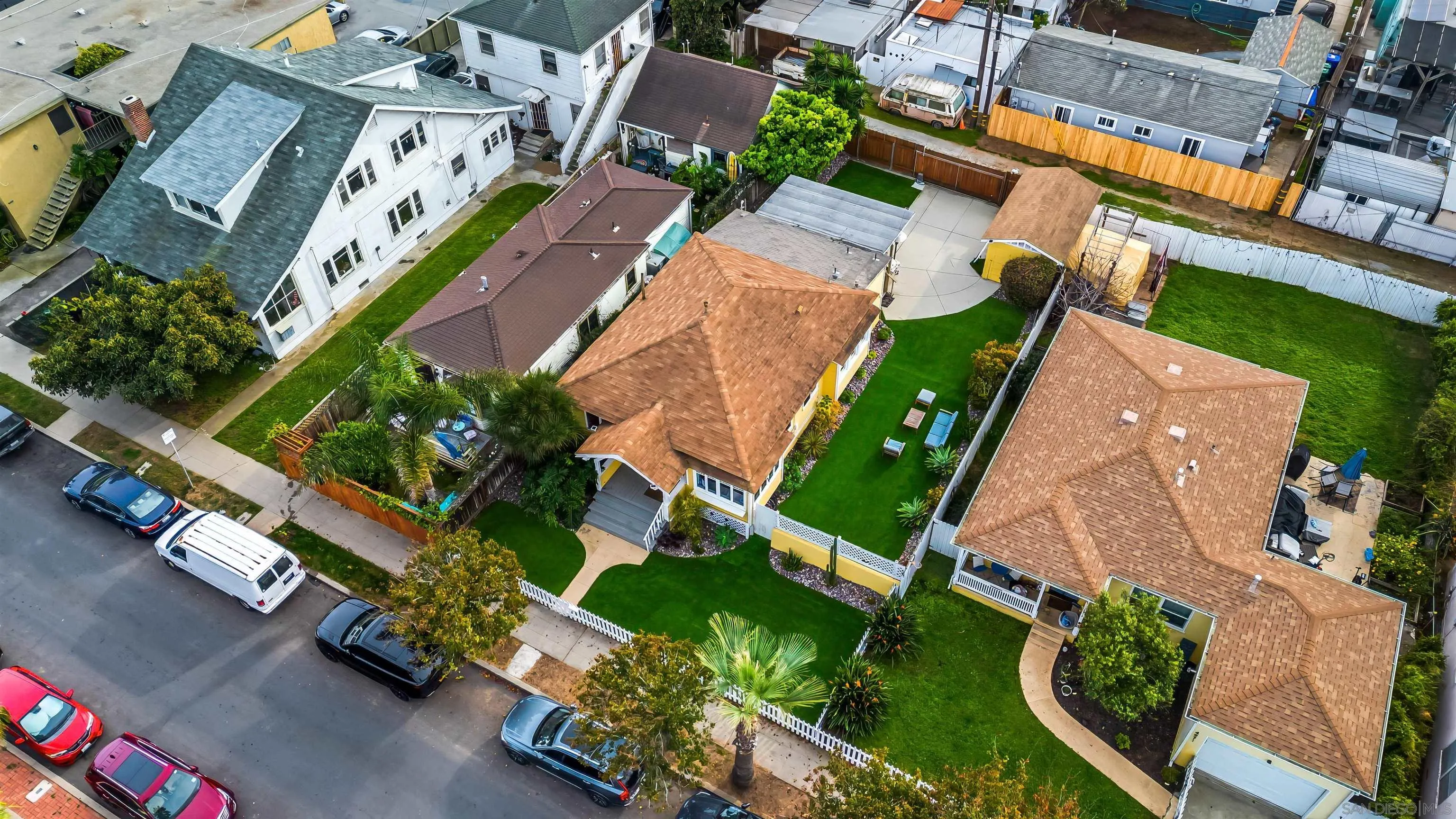 4963 Long Branch Ave