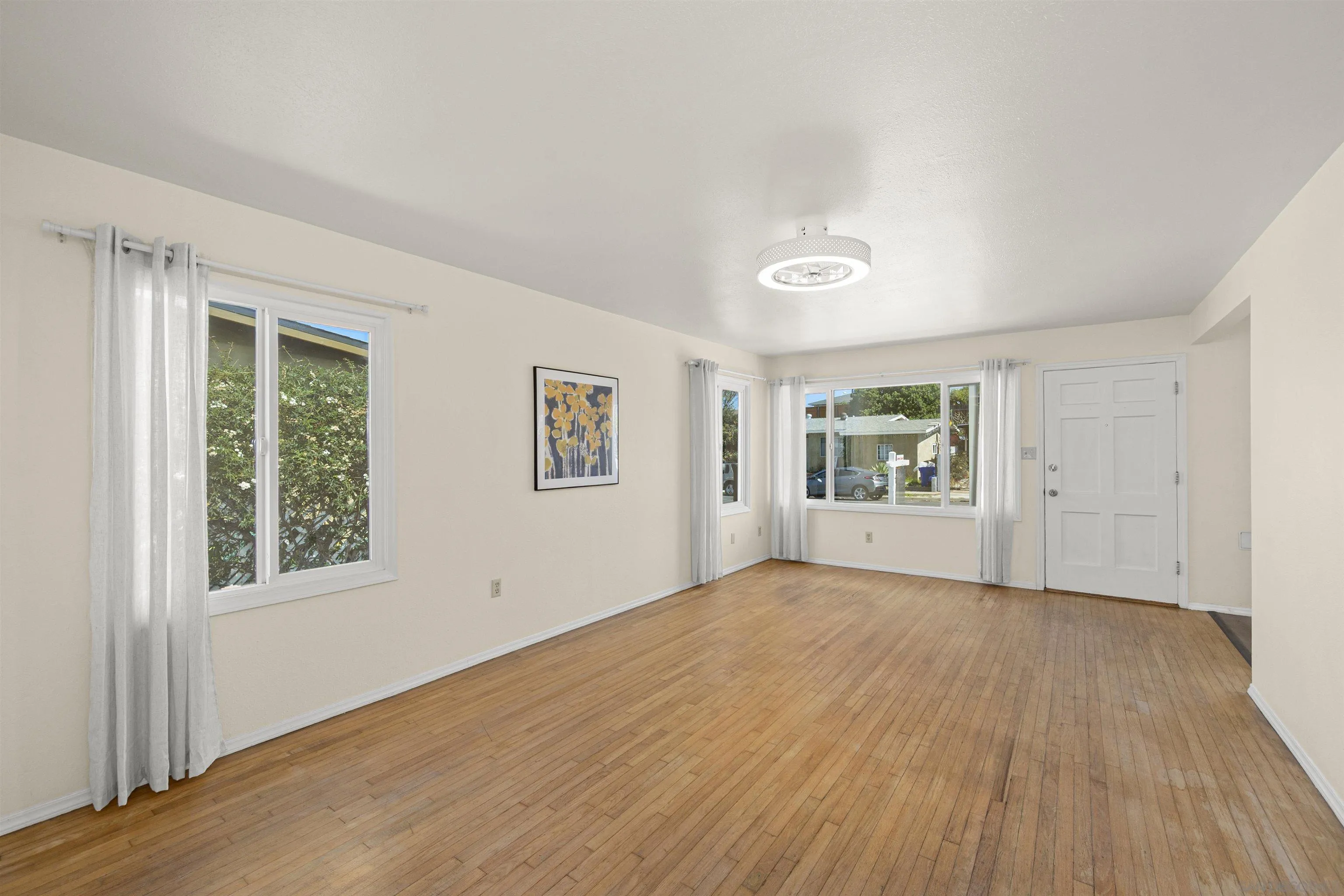 2762 Ridge View Drive