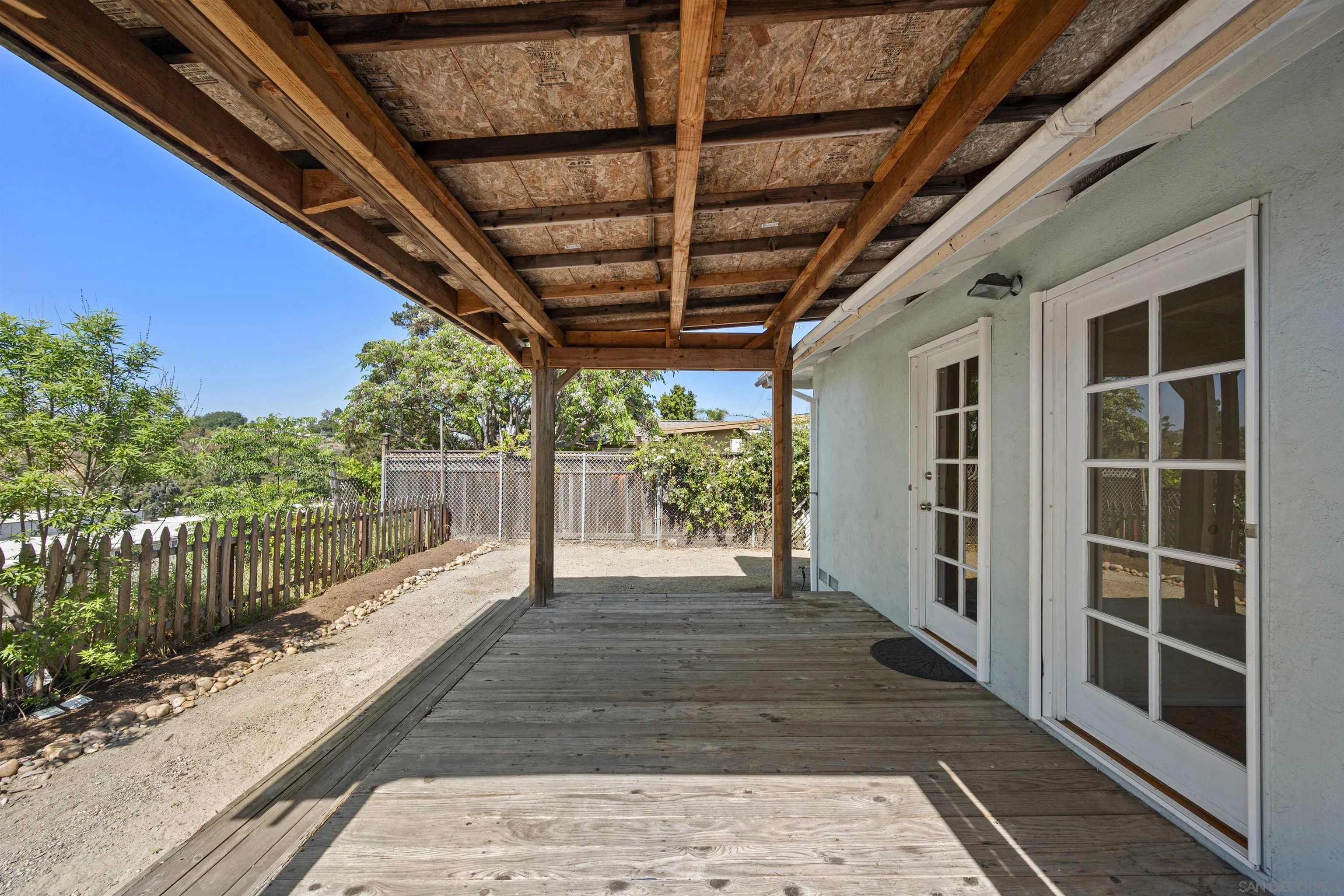2762 Ridge View Drive