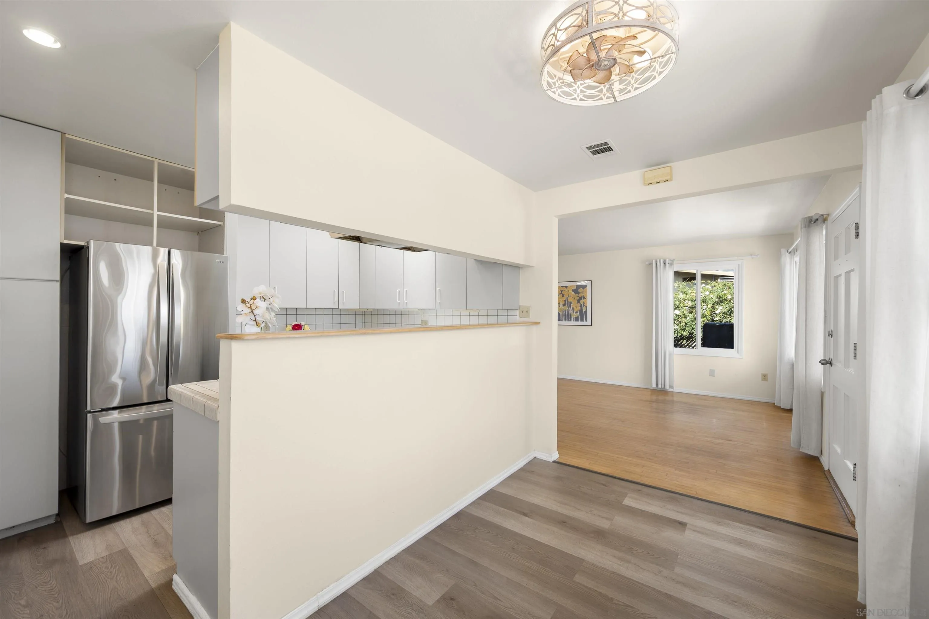 2762 Ridge View Drive