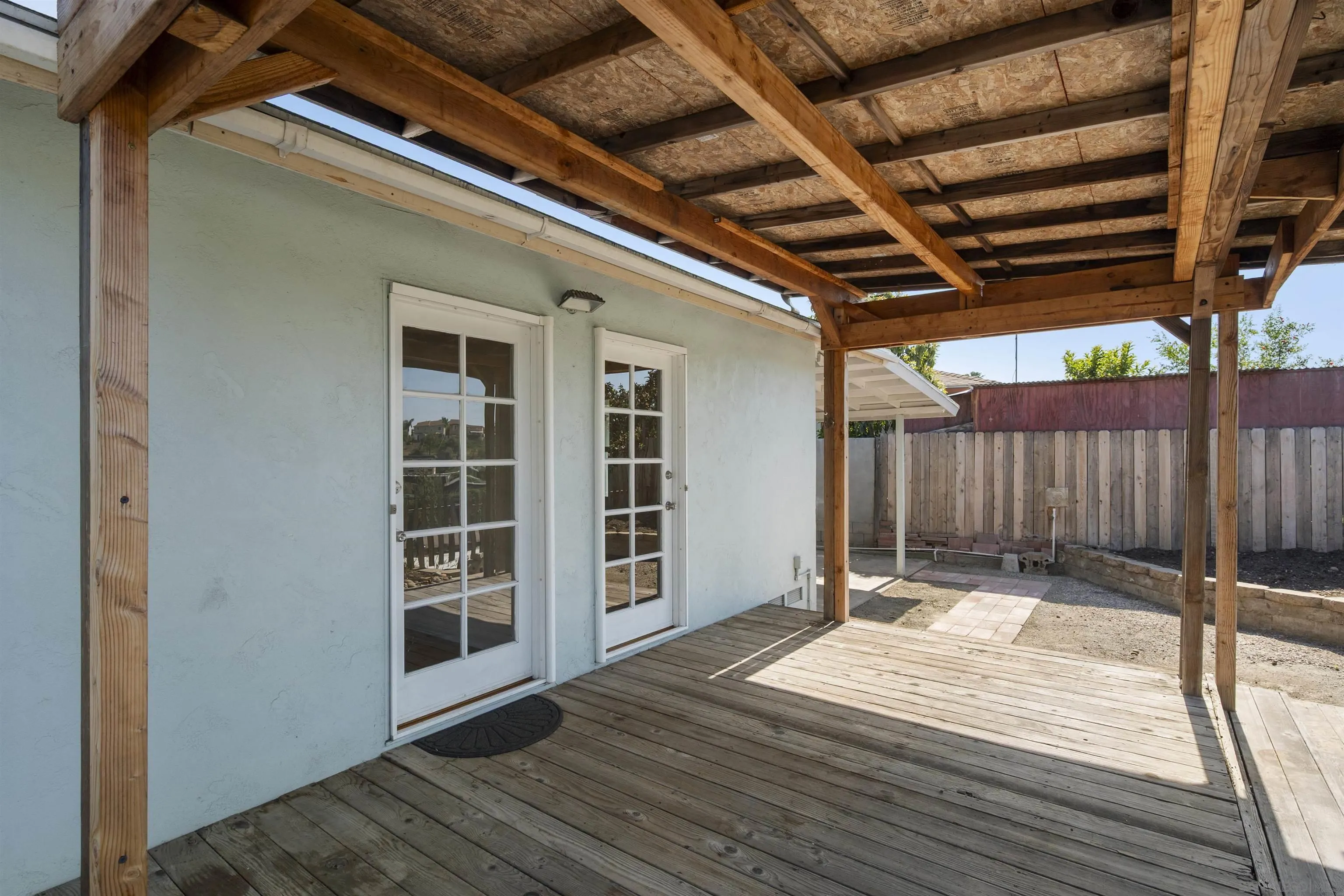 2762 Ridge View Drive