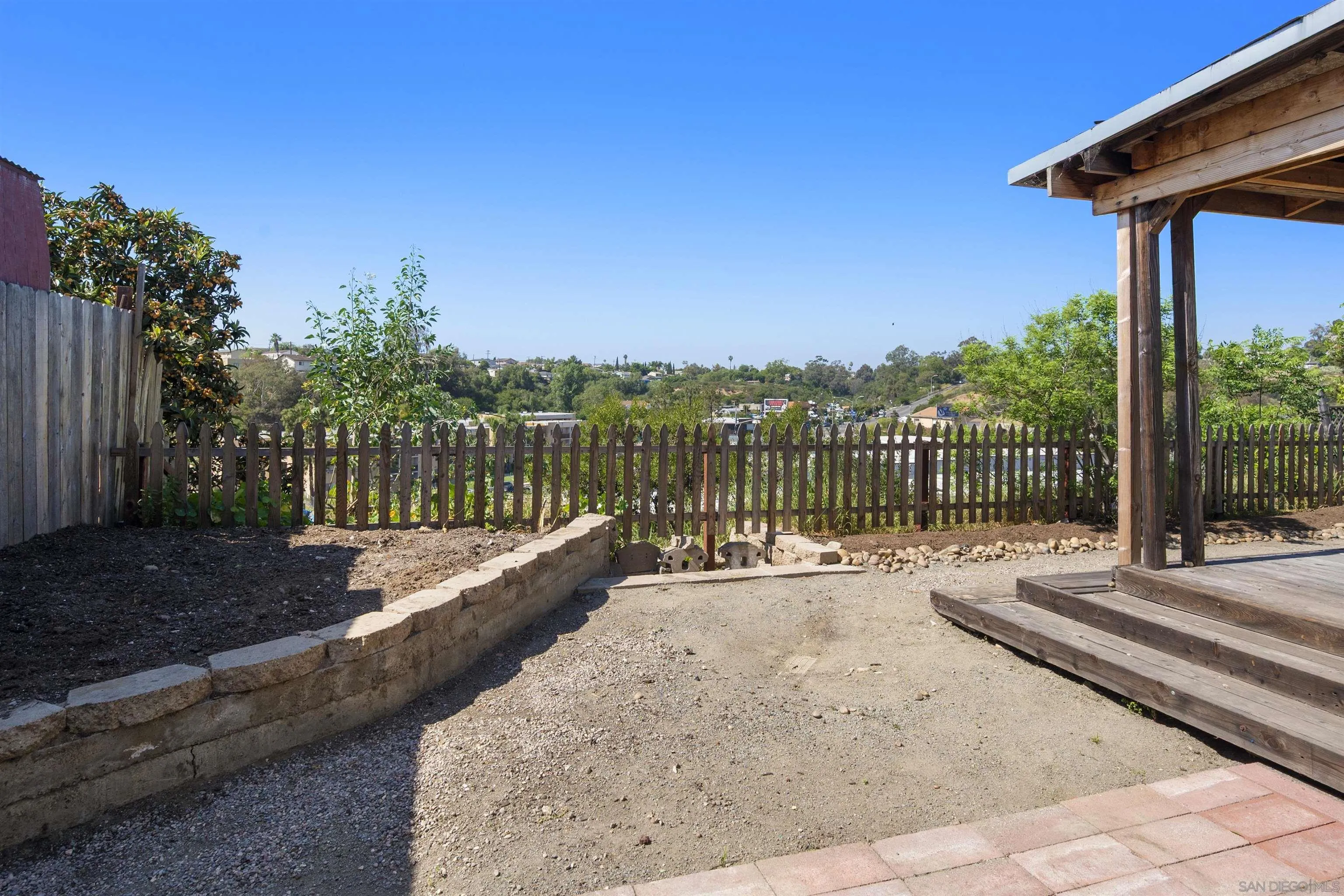 2762 Ridge View Drive