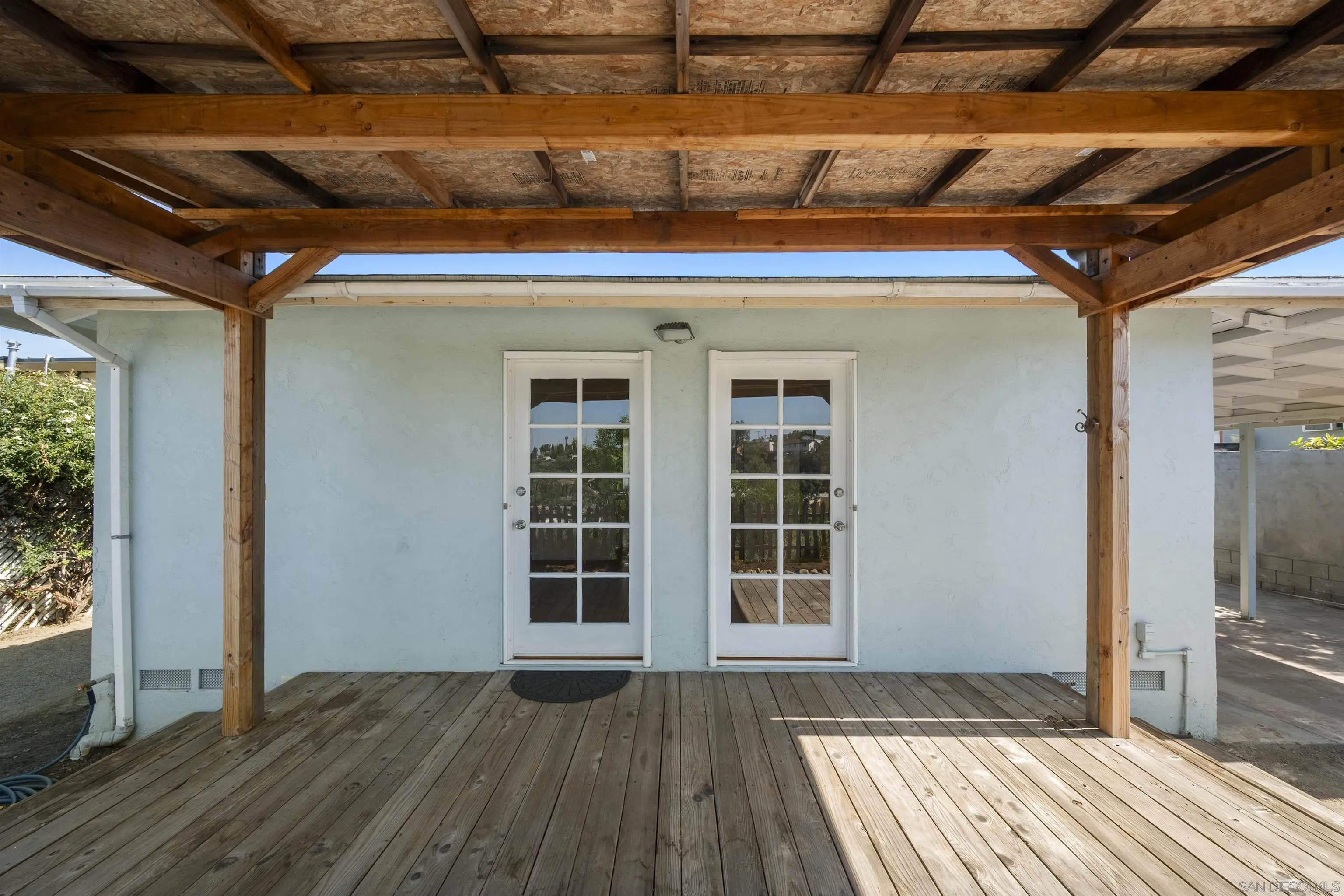 2762 Ridge View Drive