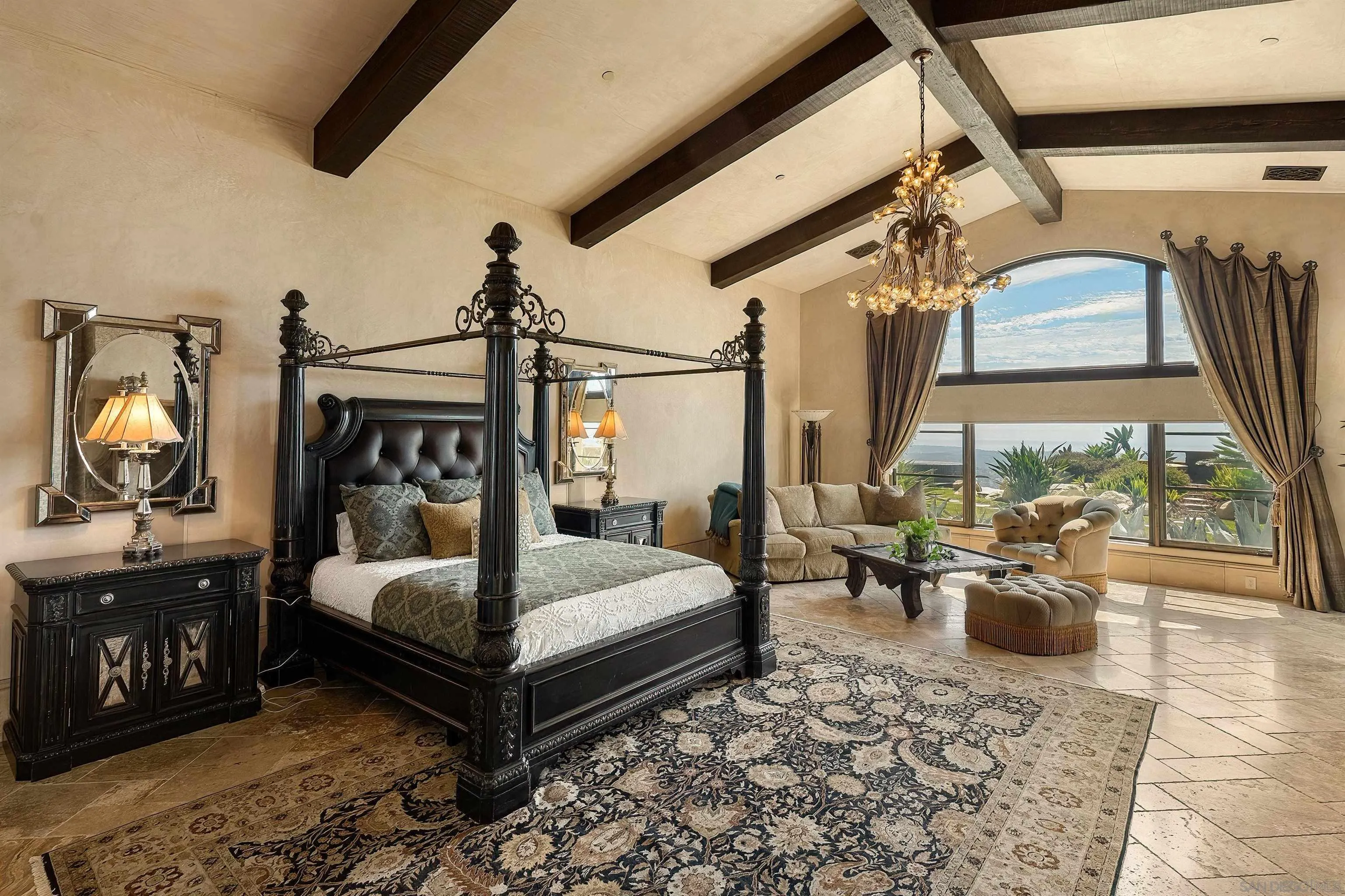 8619 Via Rancho Cielo