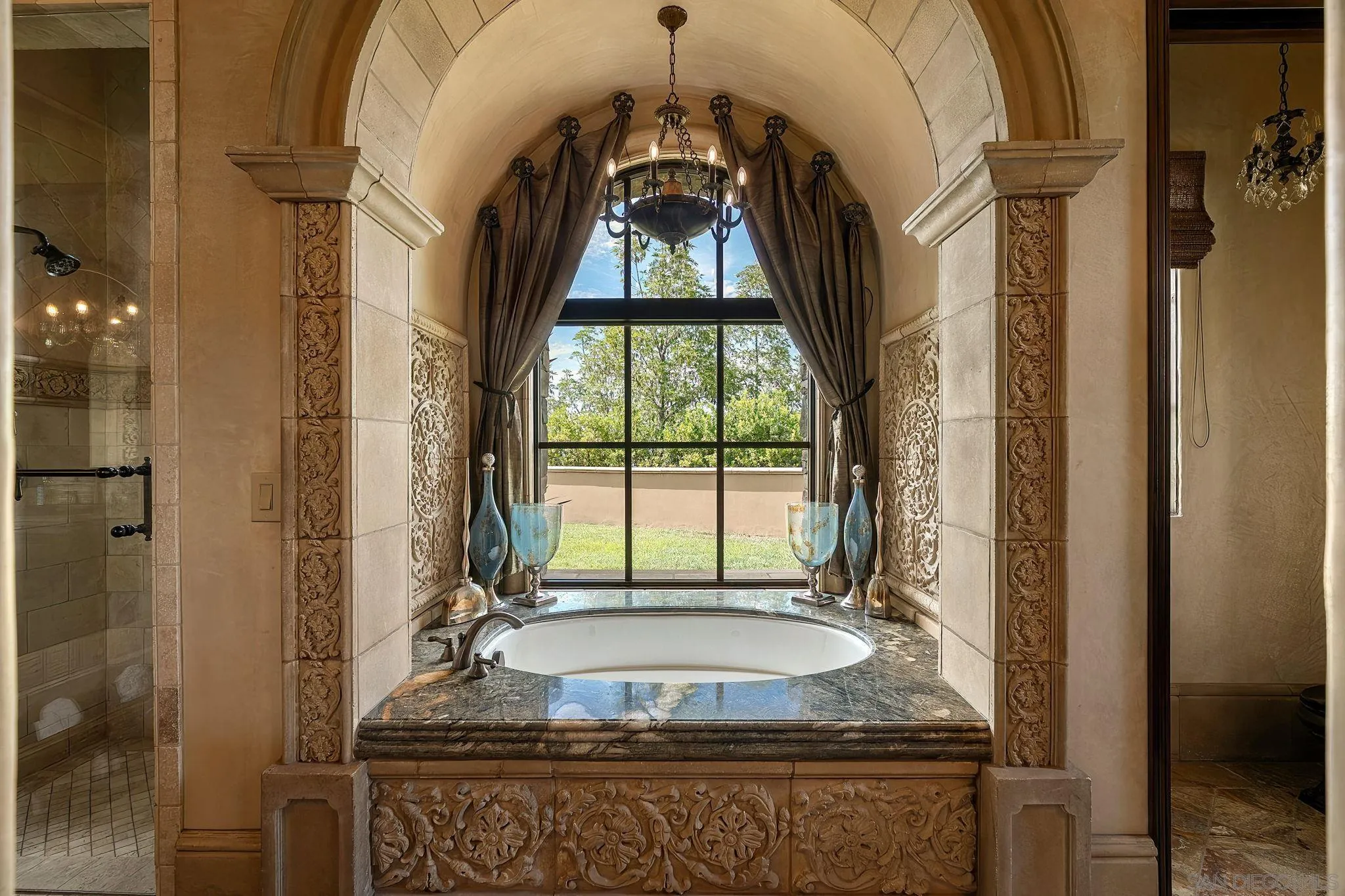 8619 Via Rancho Cielo