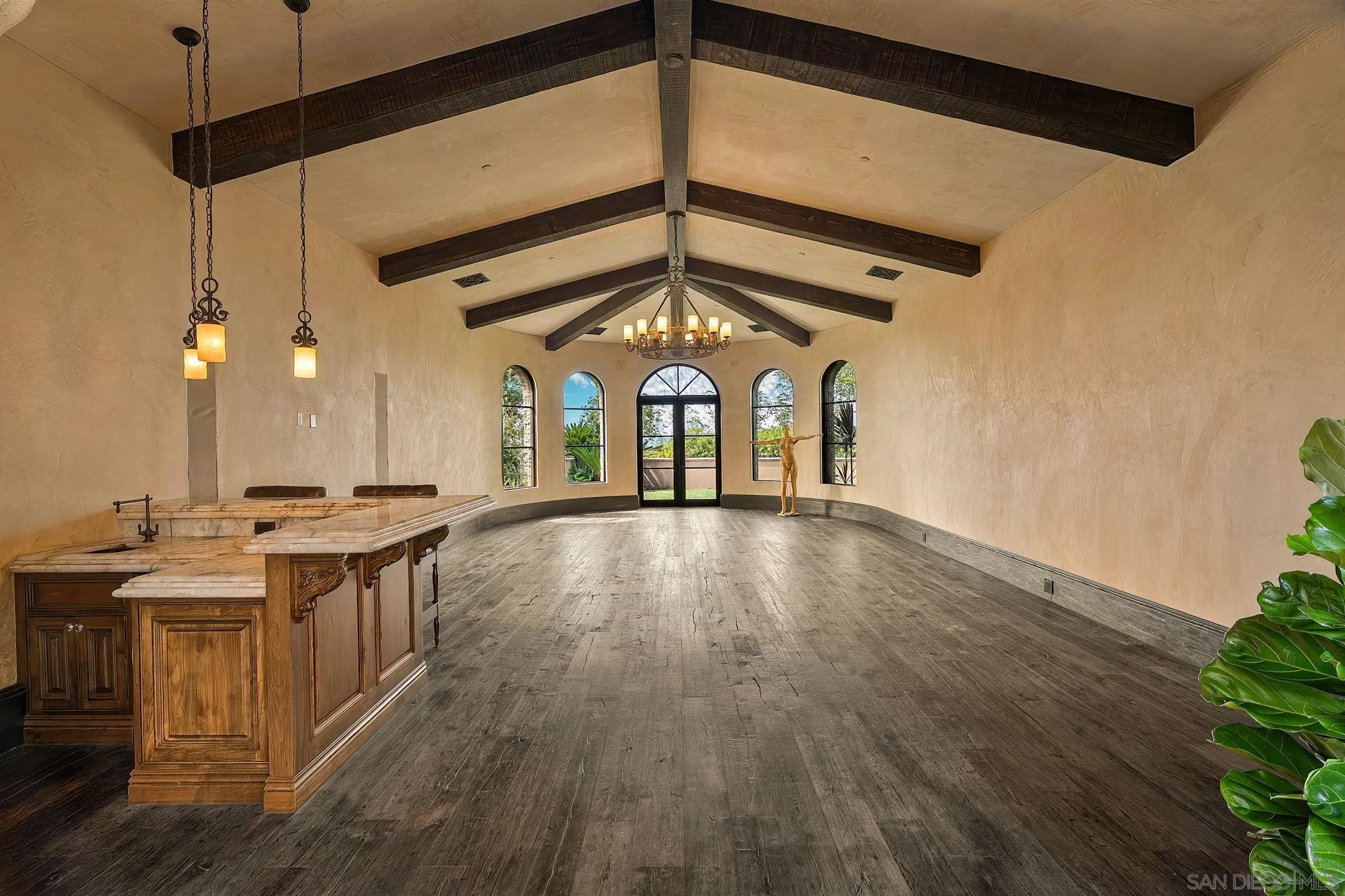 8619 Via Rancho Cielo