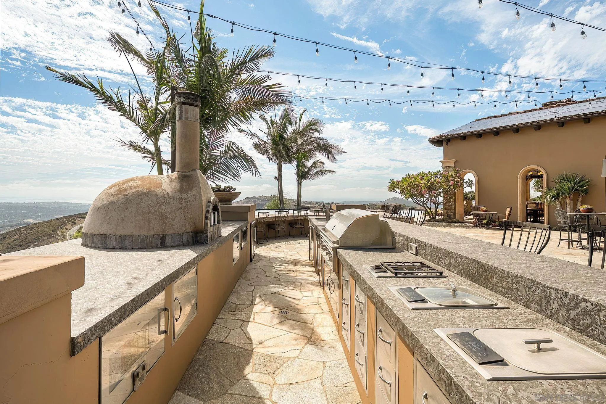 8619 Via Rancho Cielo