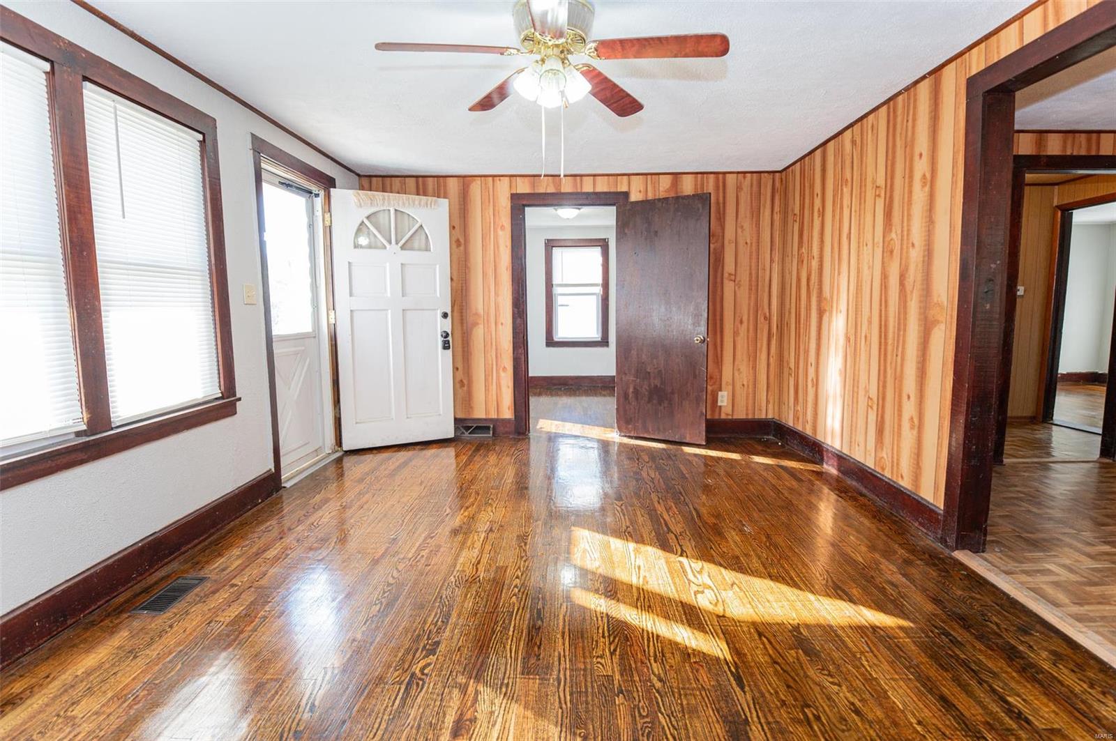 506 S Oak