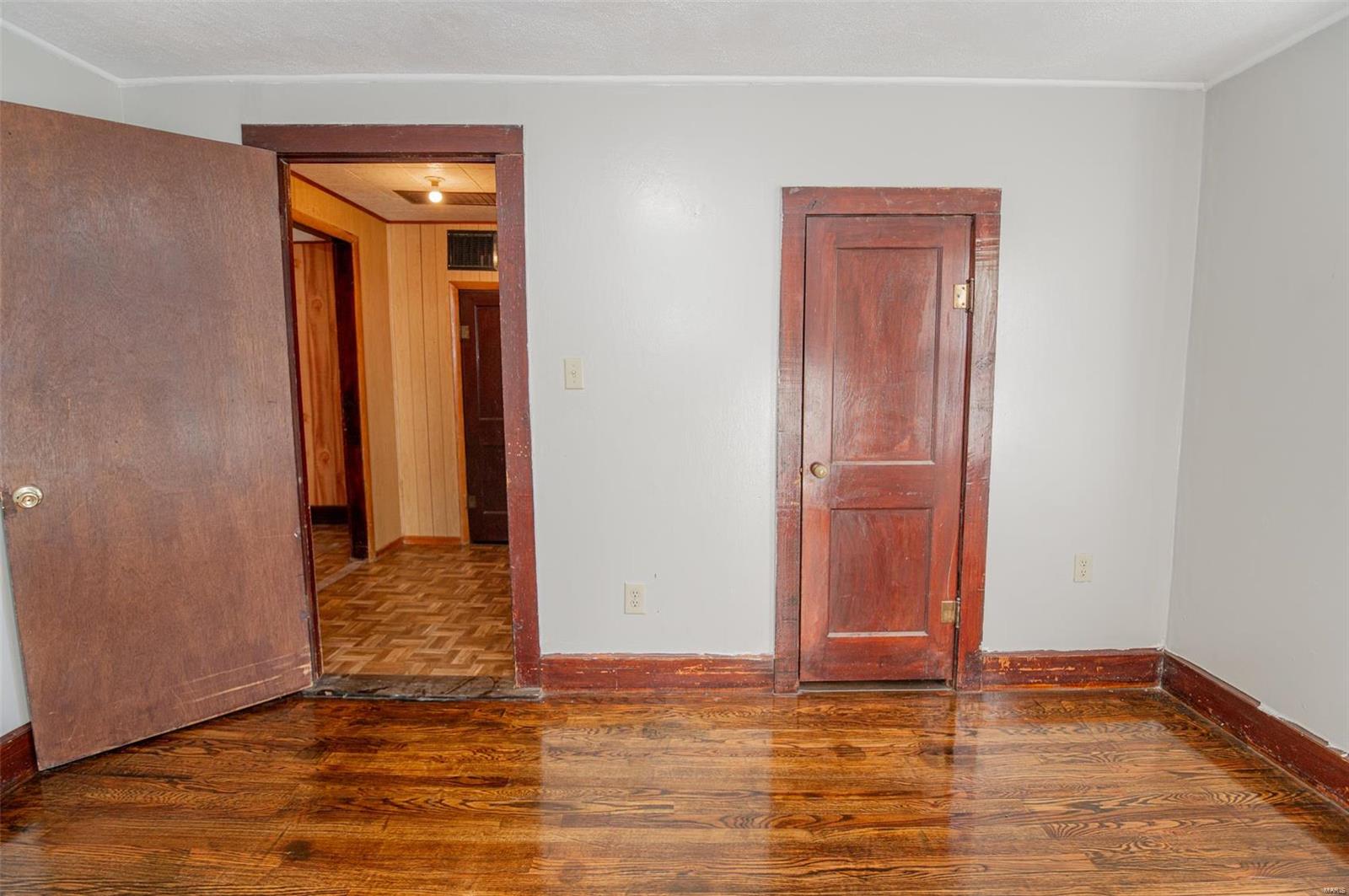 506 S Oak