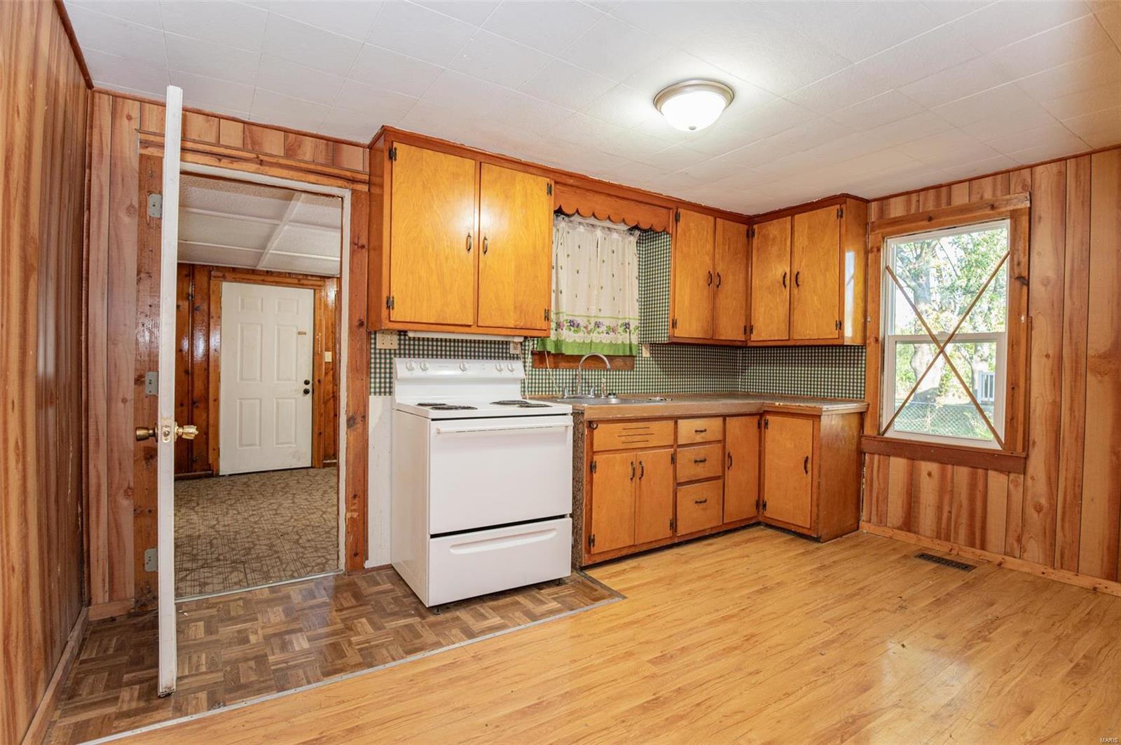 506 S Oak