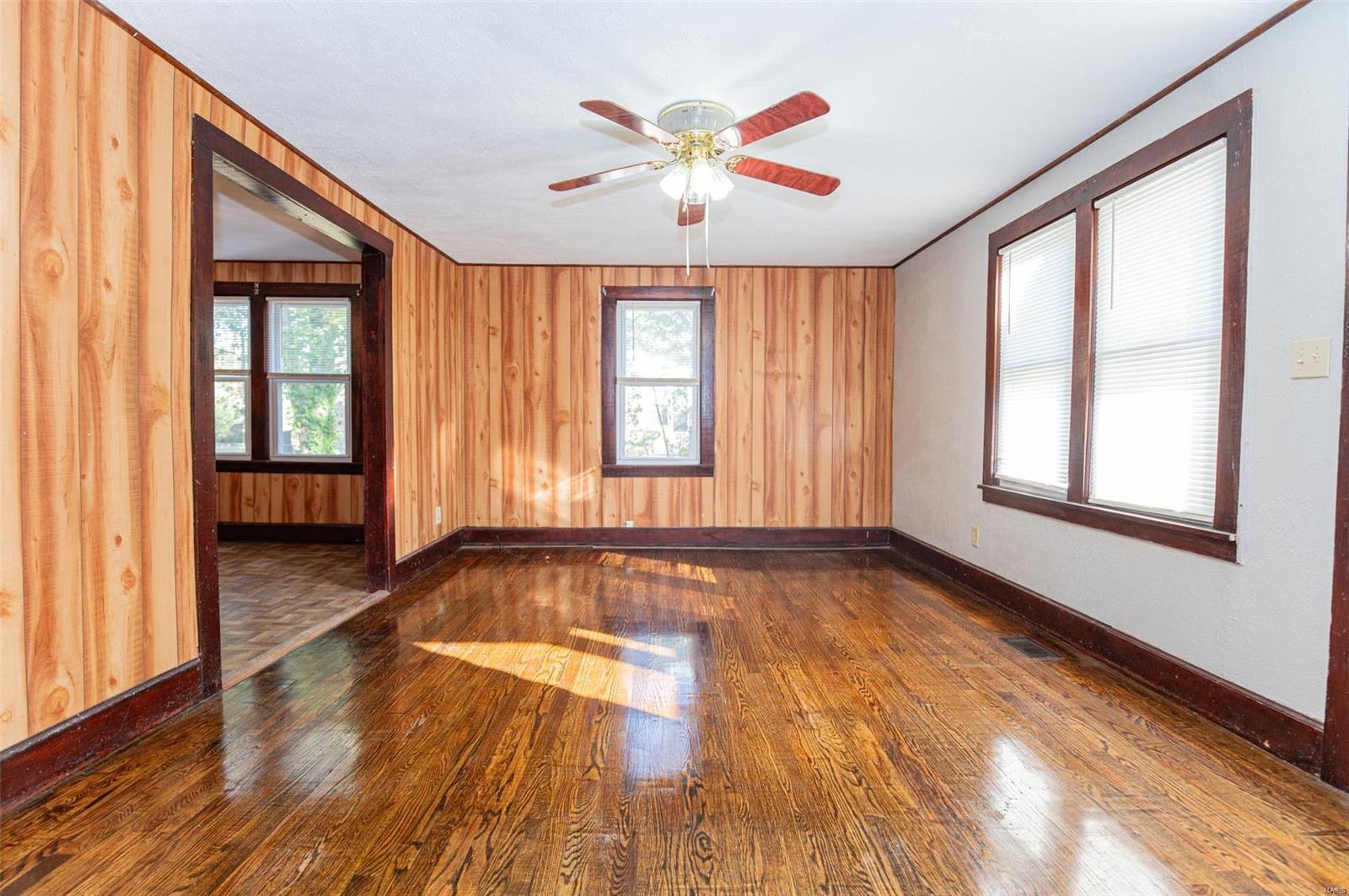 506 S Oak