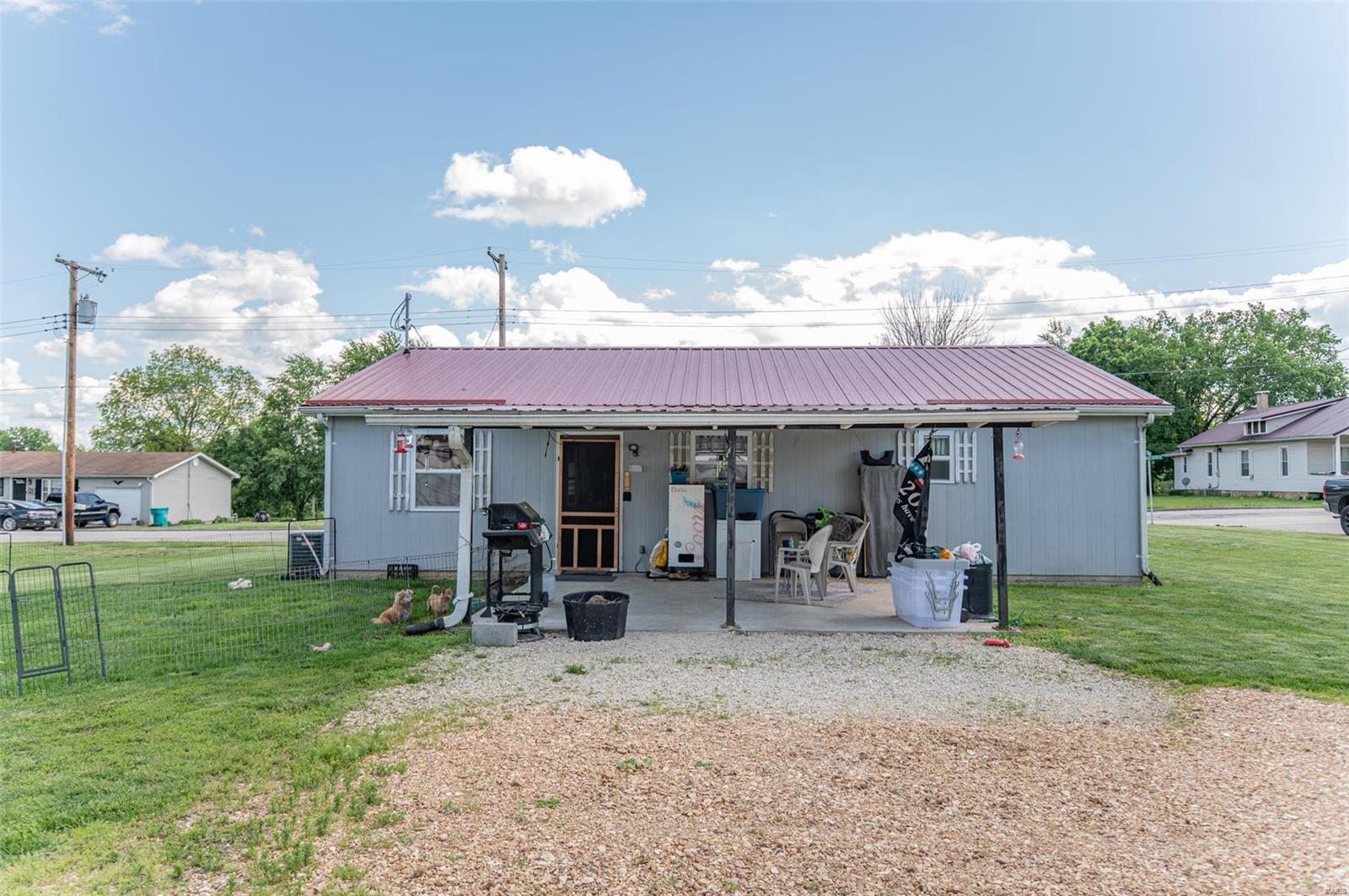 306 W Kansas City St