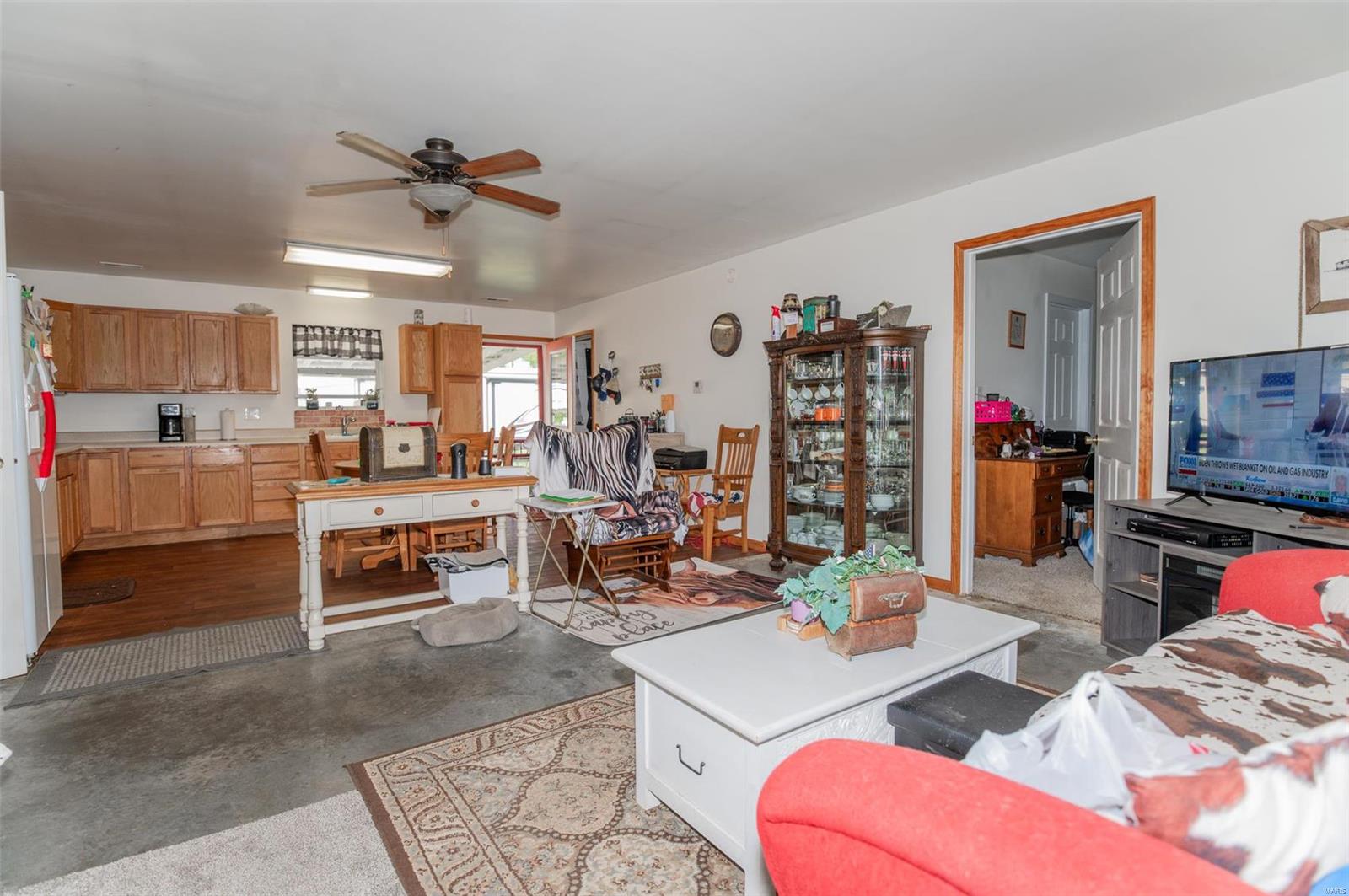 306 W Kansas City St