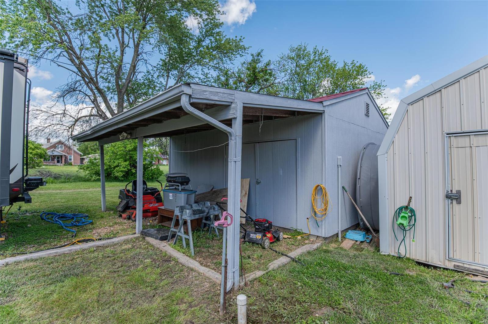 306 W Kansas City St