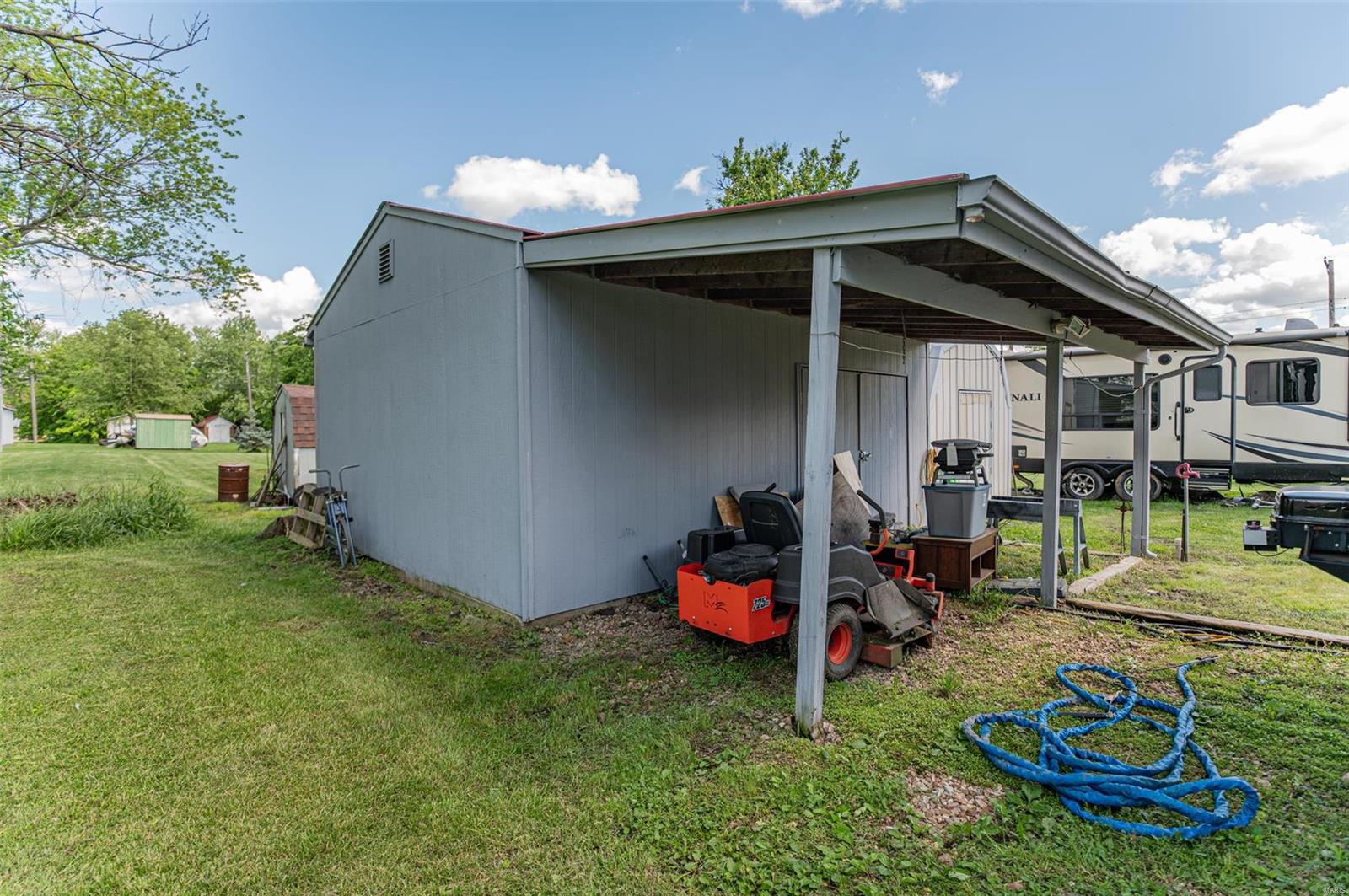 306 W Kansas City St